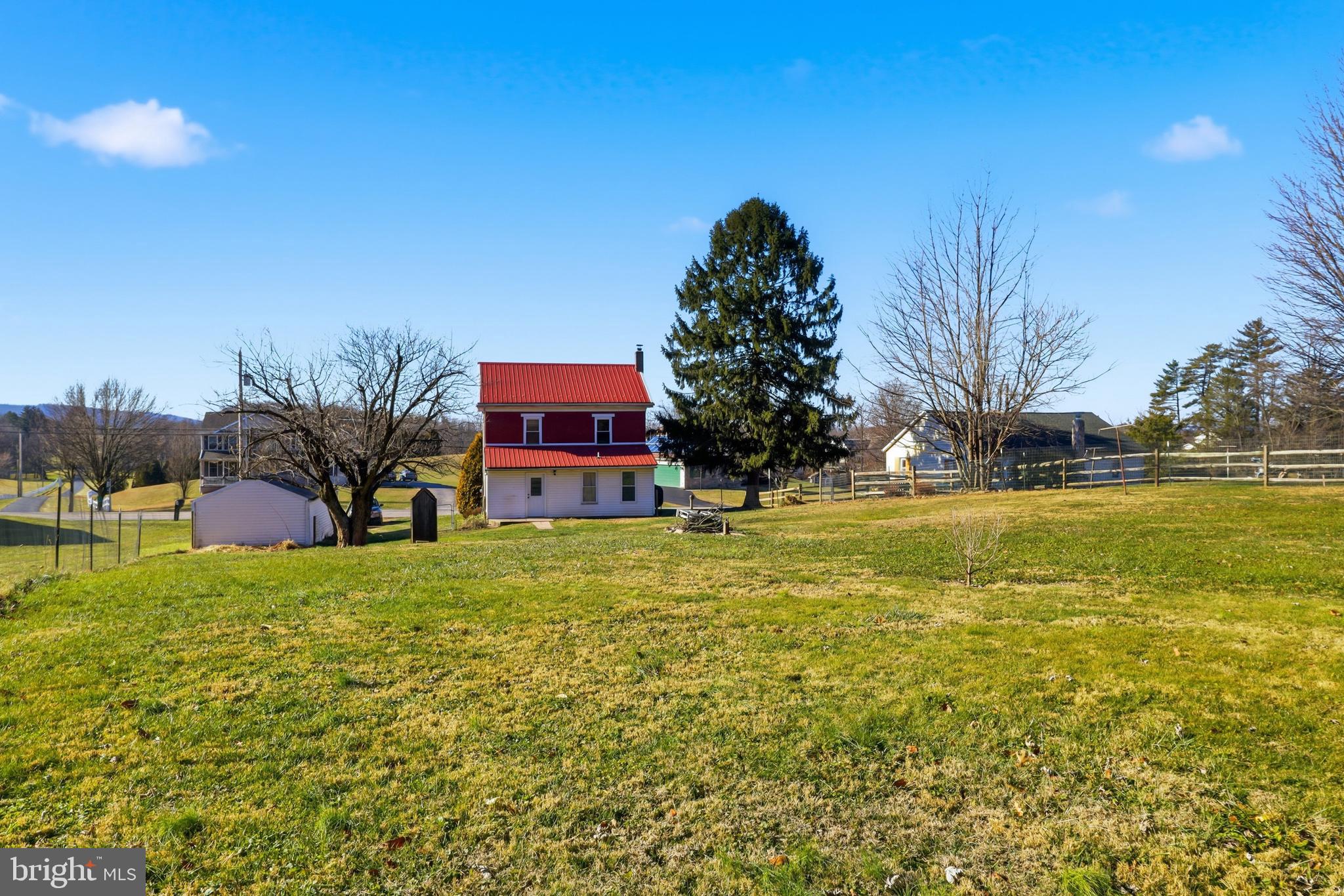 ABBOTTSTOWN - Residential