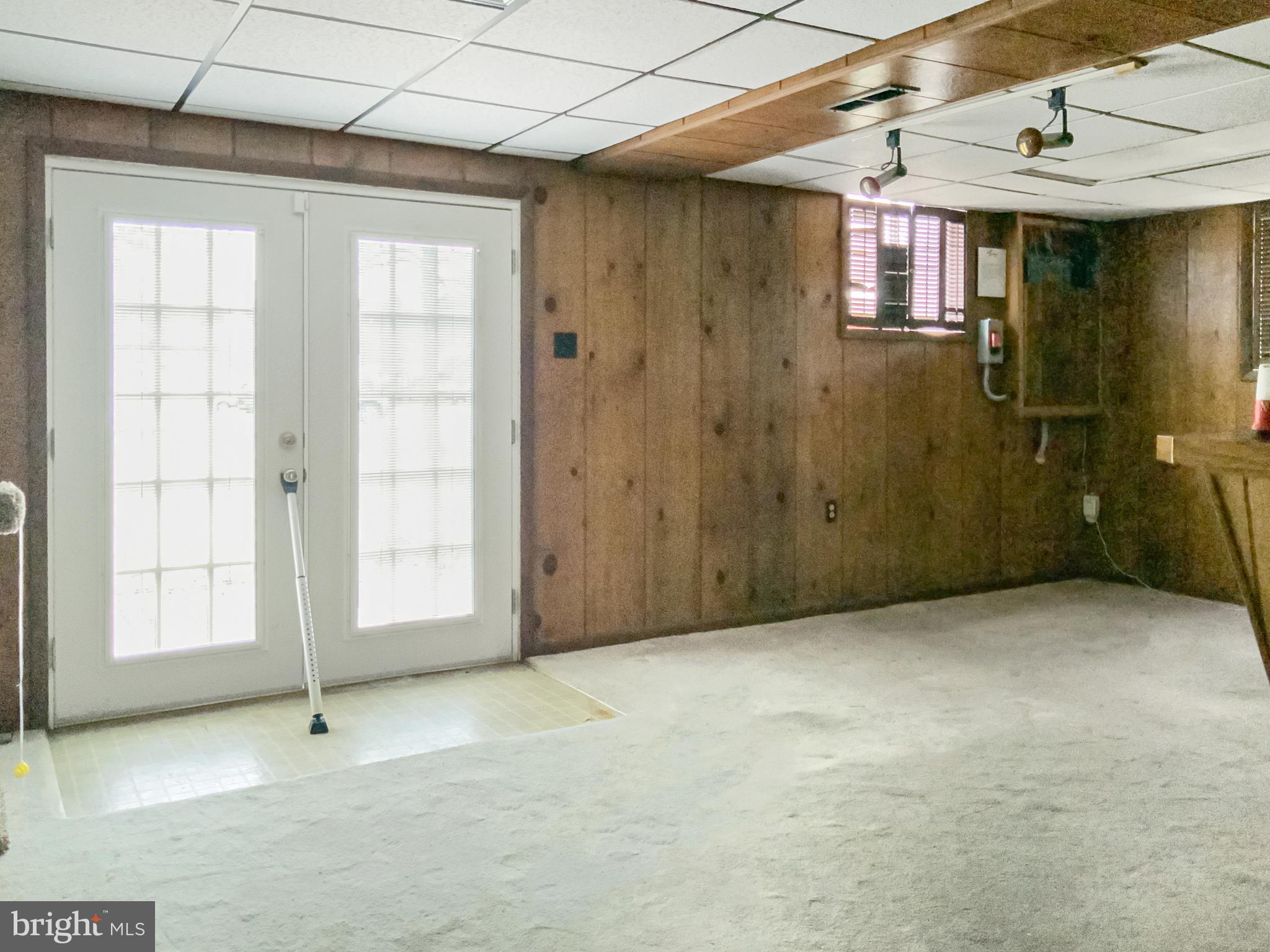 POMFRET ESTATES - Residential