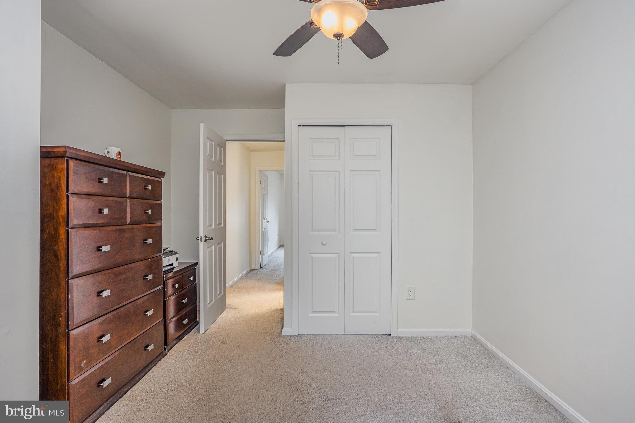 OAKS OF HARFORD - Residential