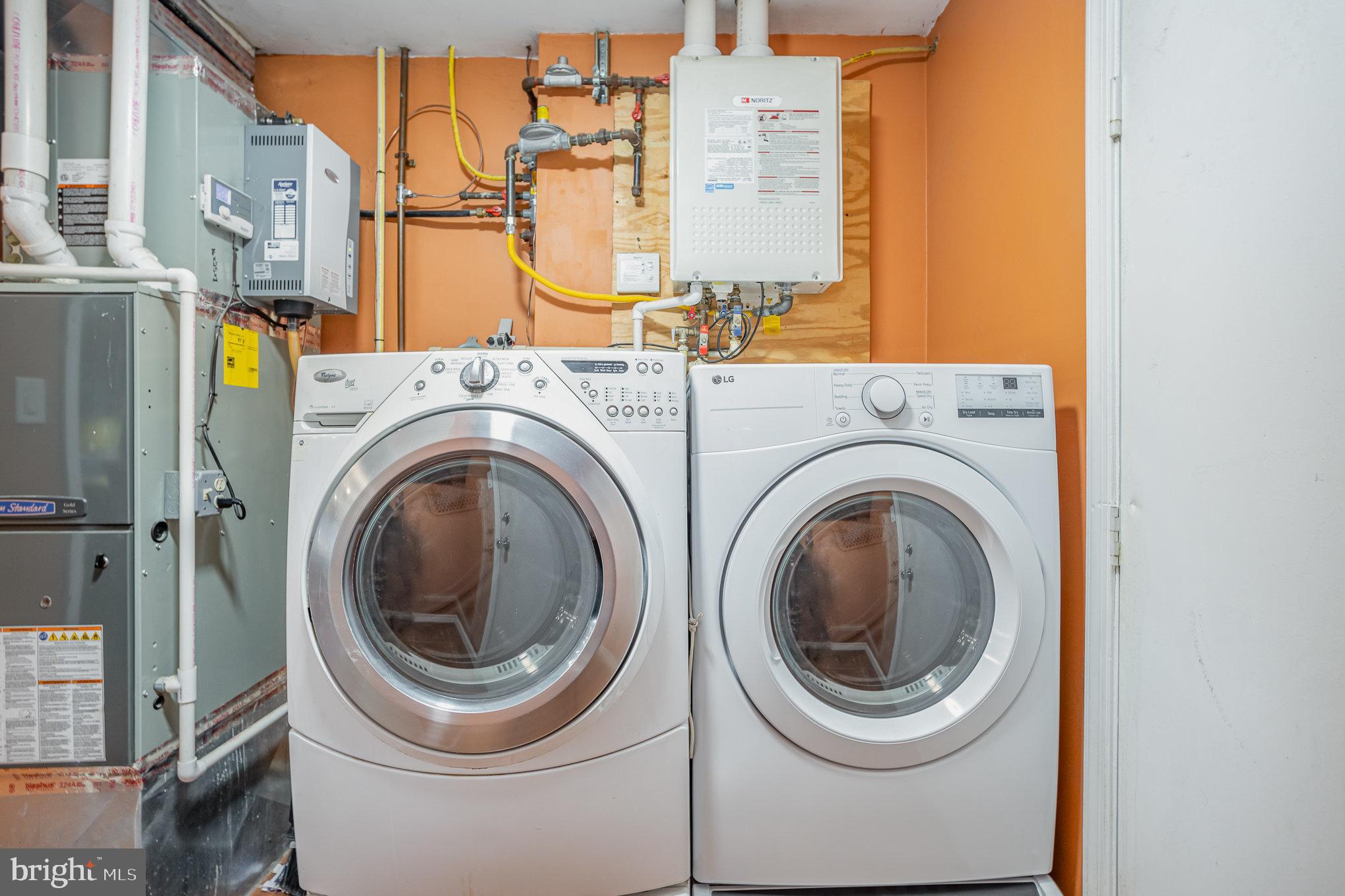 OAKS OF HARFORD - Residential