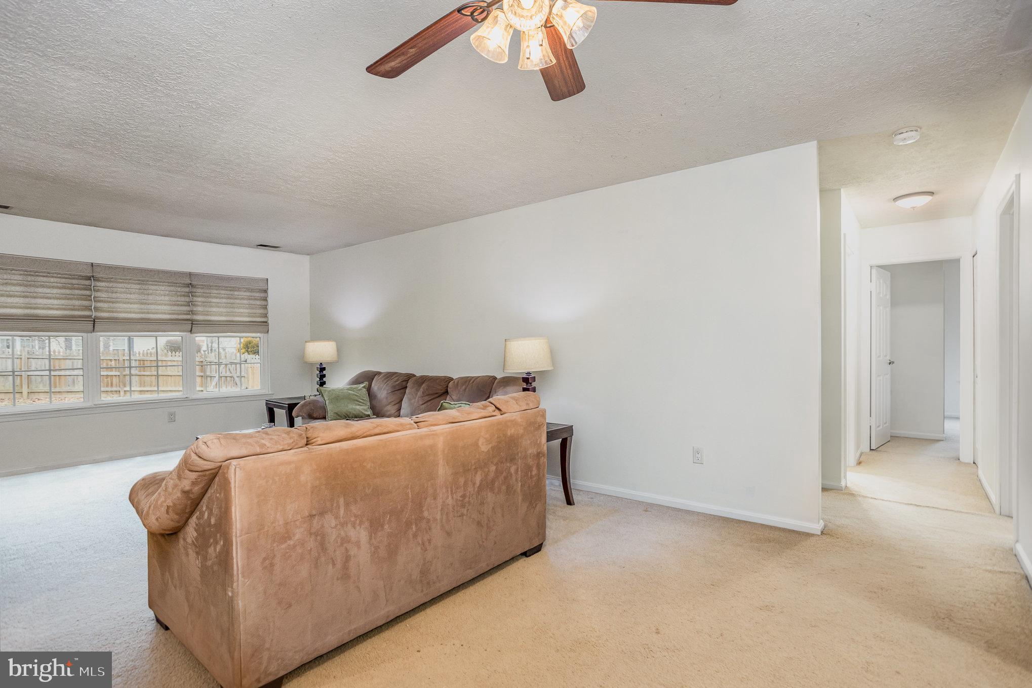 OAKS OF HARFORD - Residential