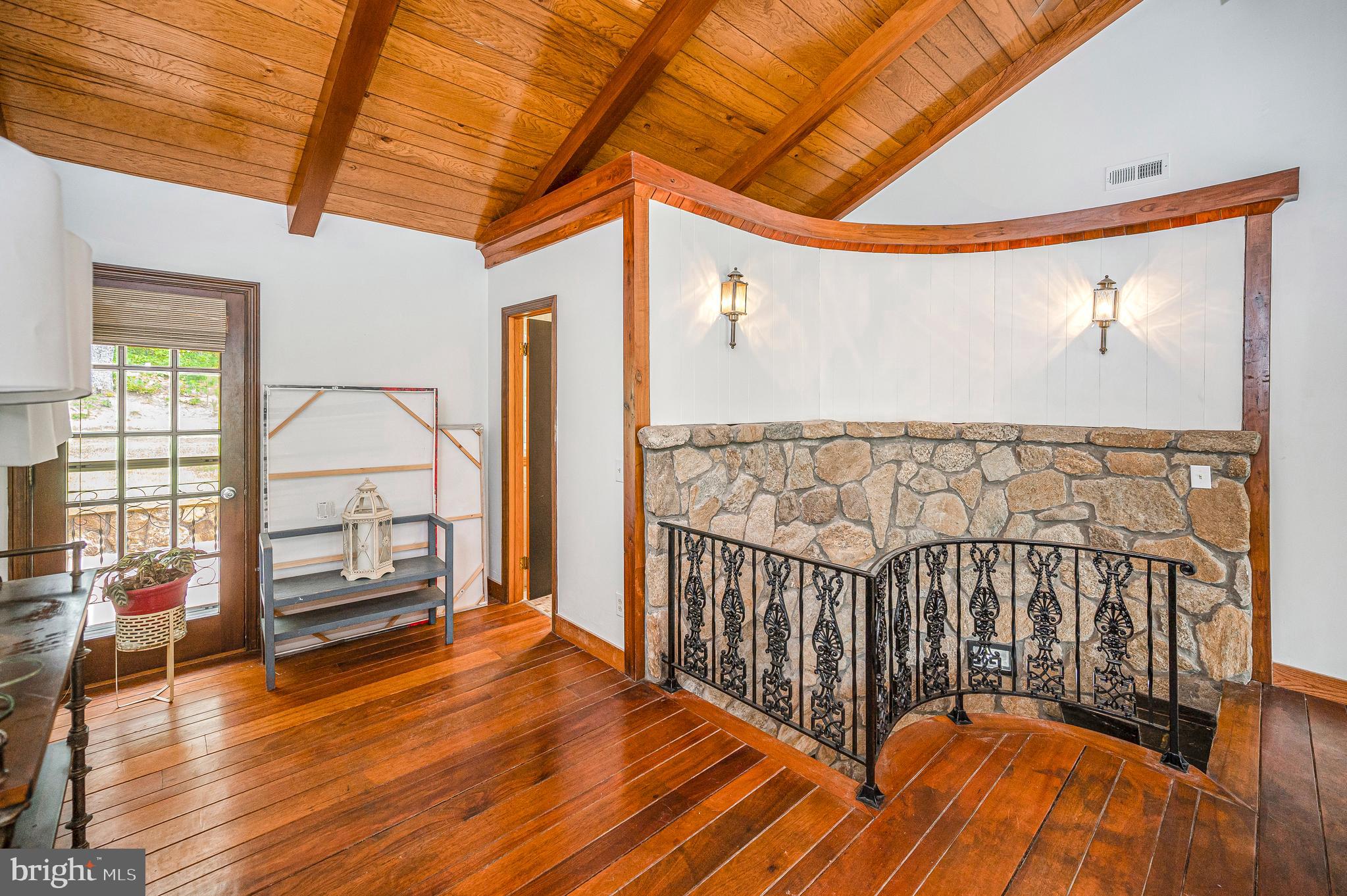 6146 DUNCAN TRAIL