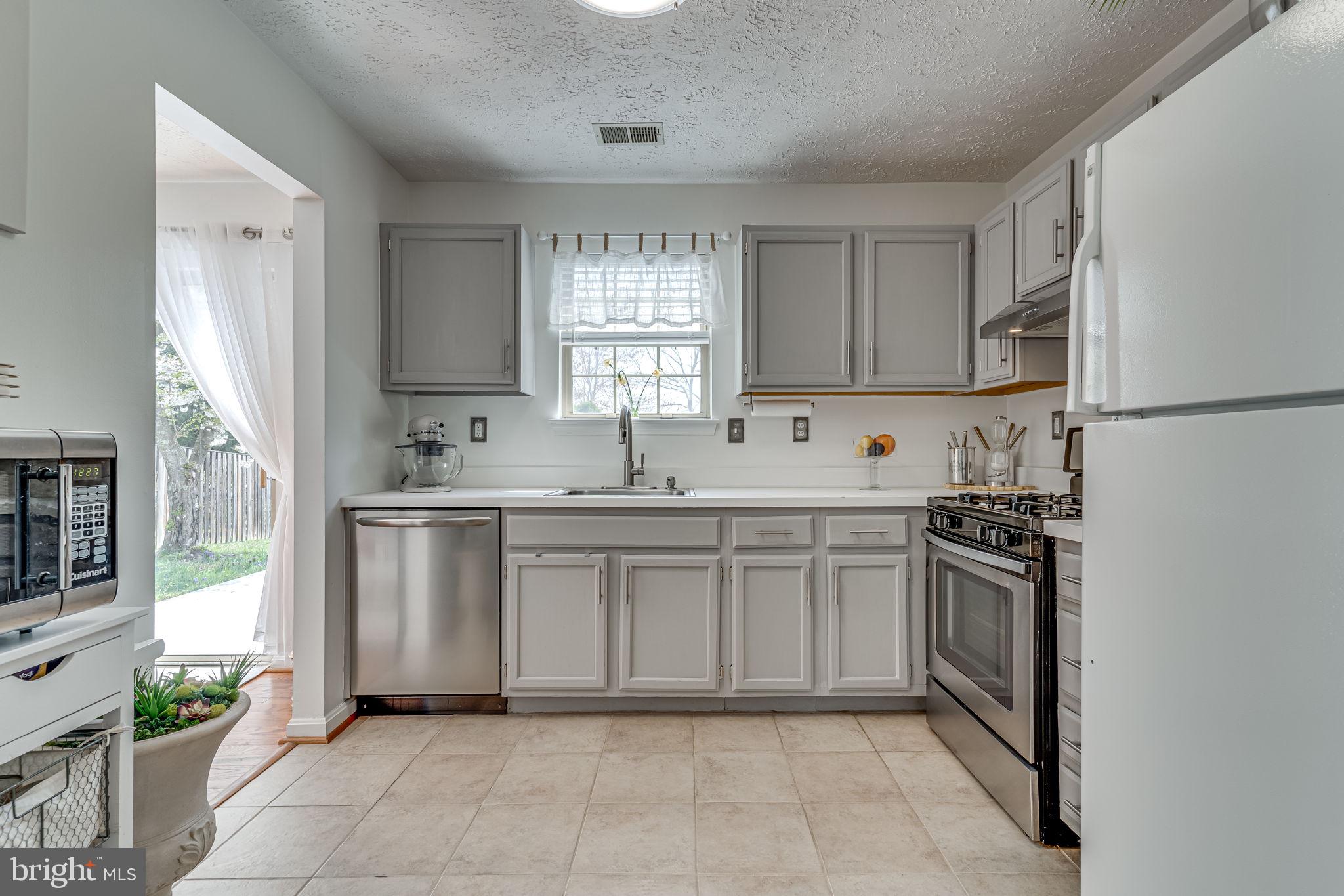 HOMESTEAD-TANGLEWOOD SUB - Residential