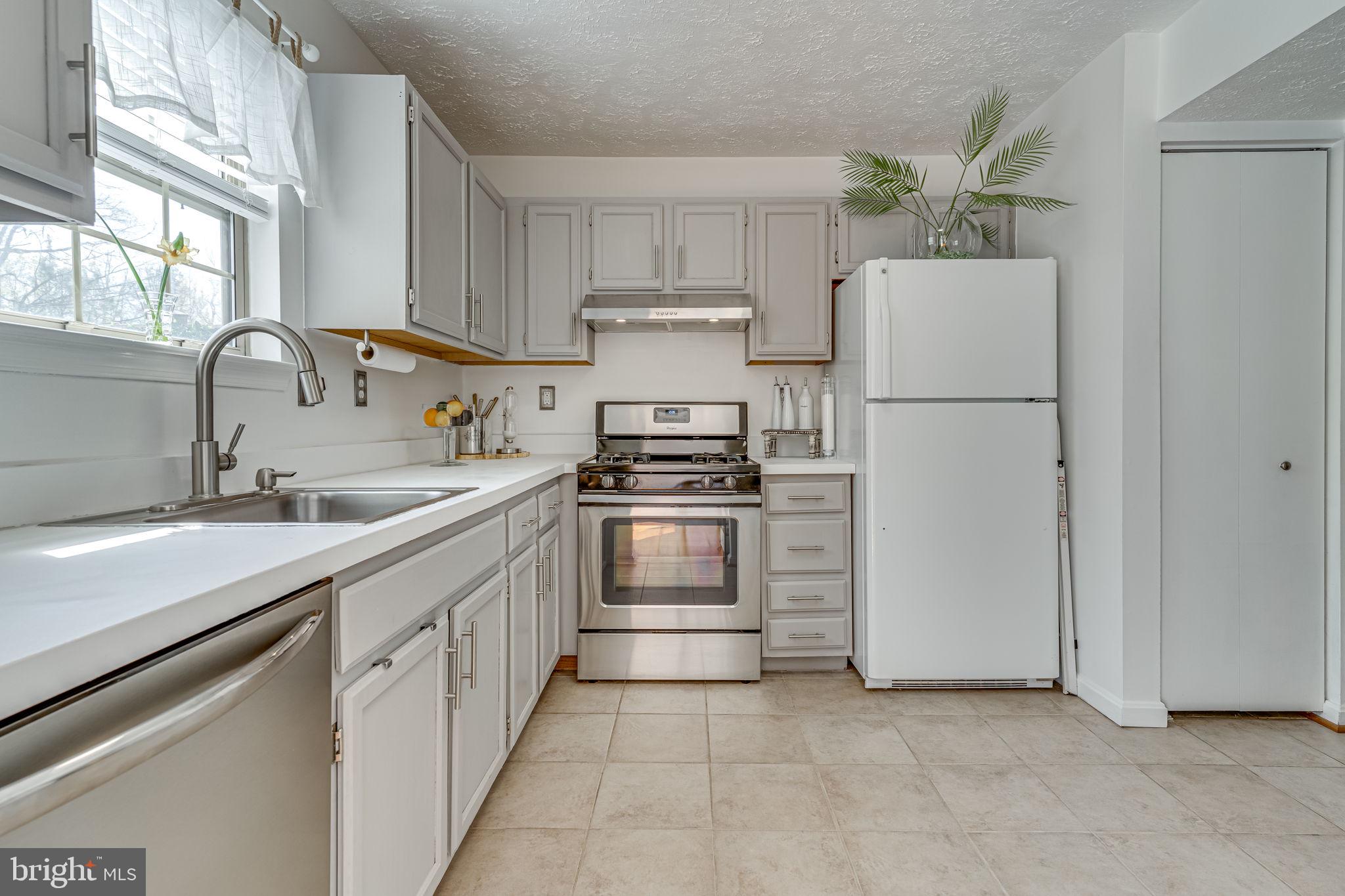 HOMESTEAD-TANGLEWOOD SUB - Residential