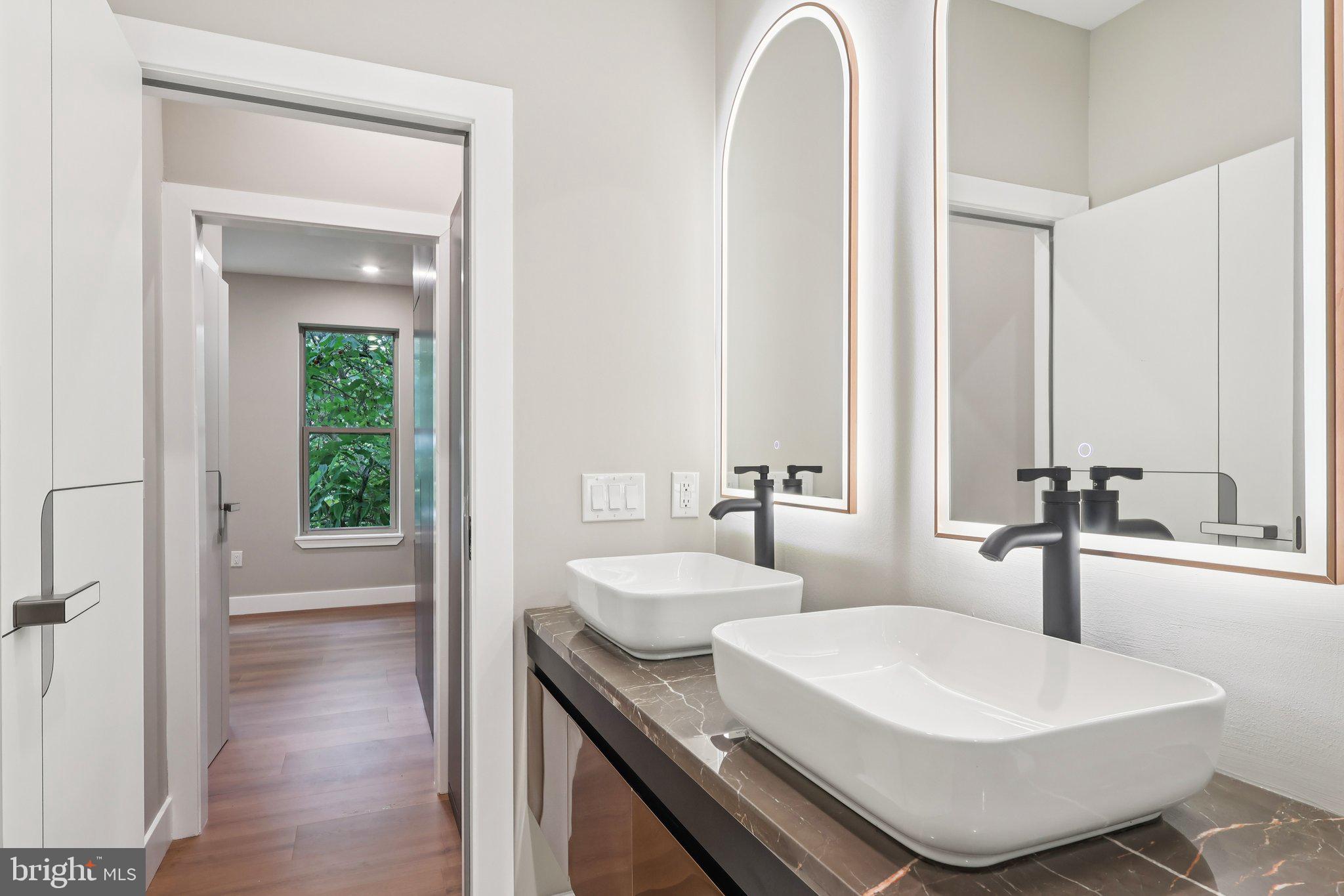 PARKSIDE - Residential