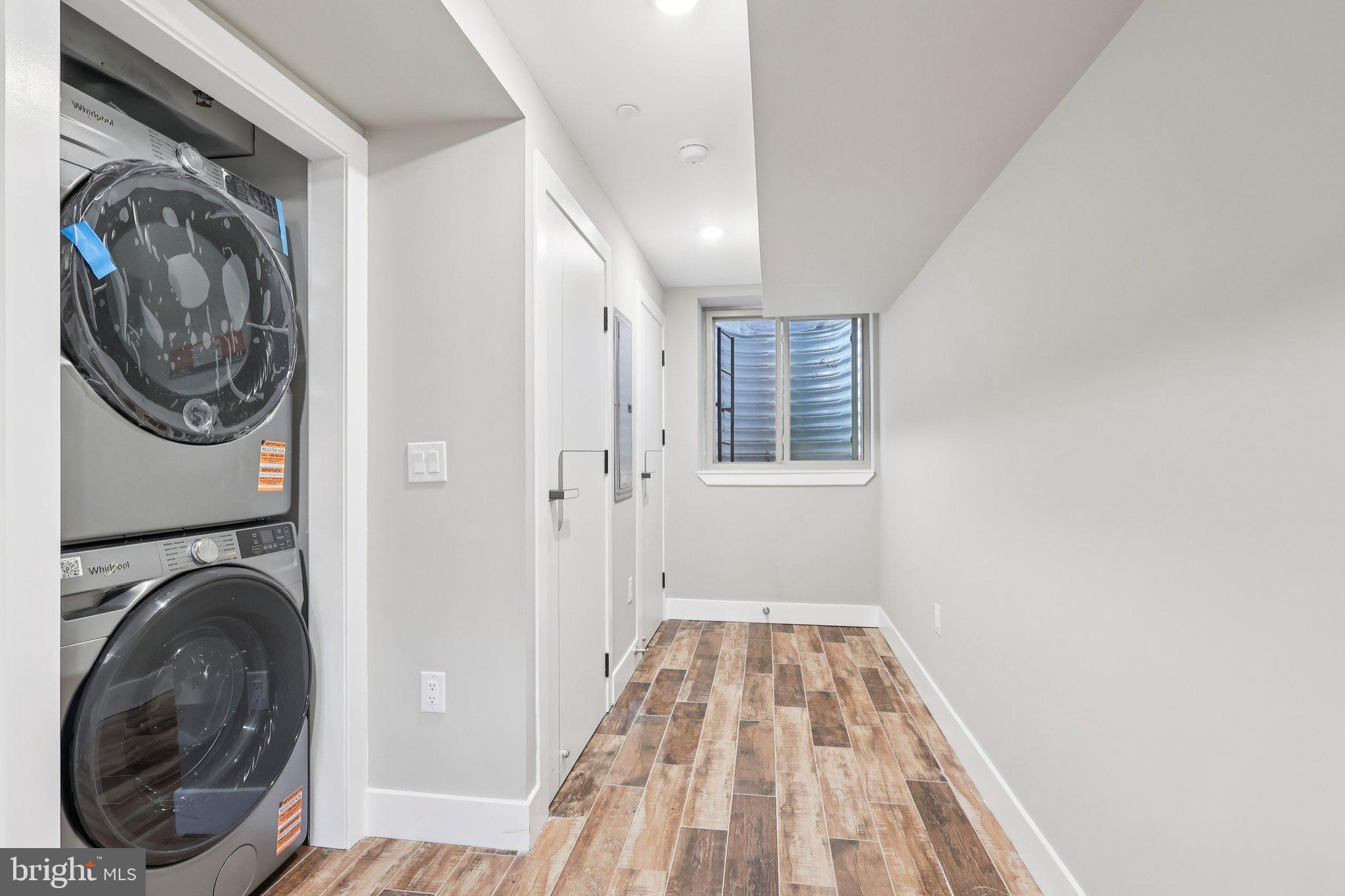 PARKSIDE - Residential