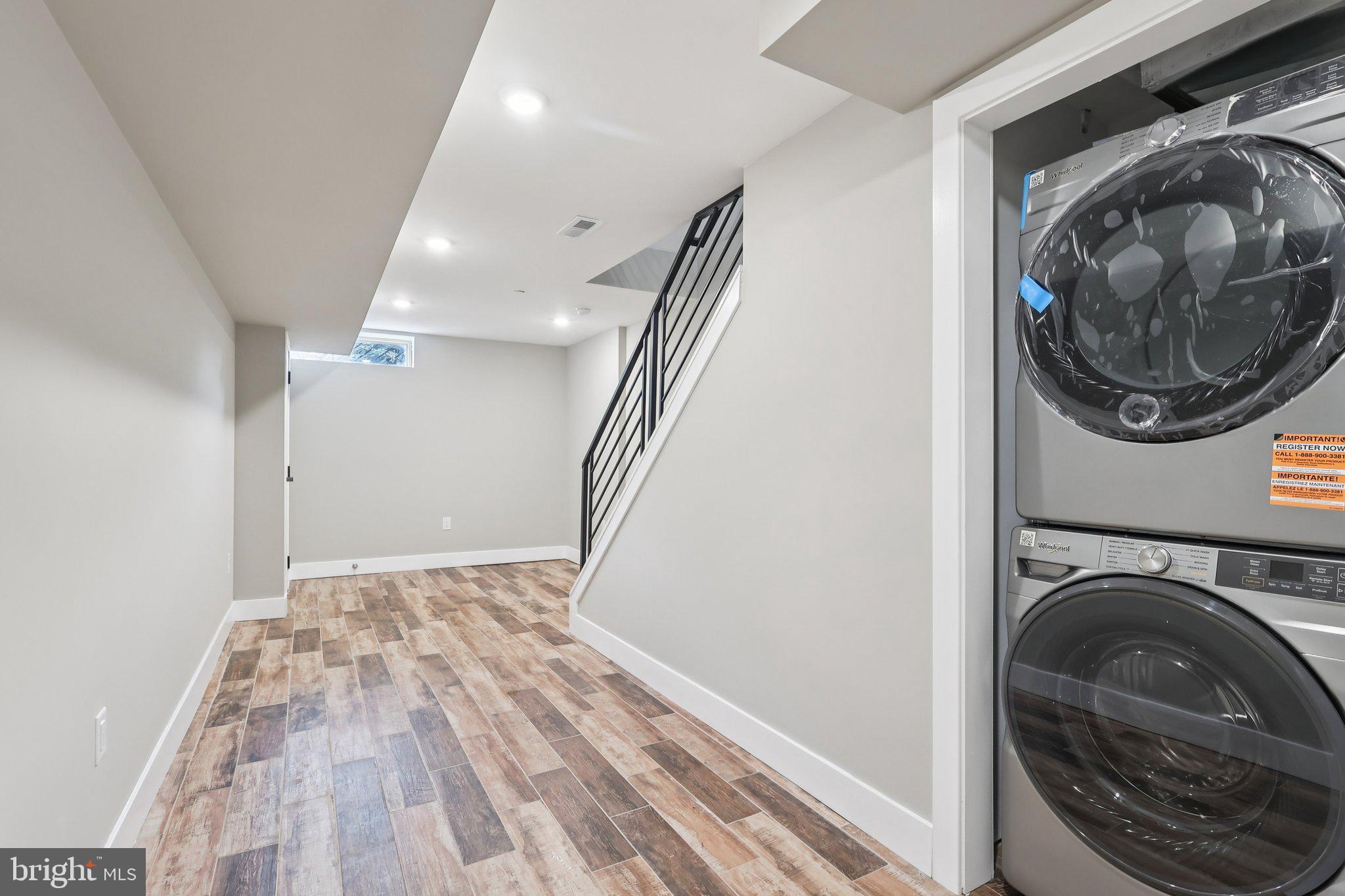 PARKSIDE - Residential