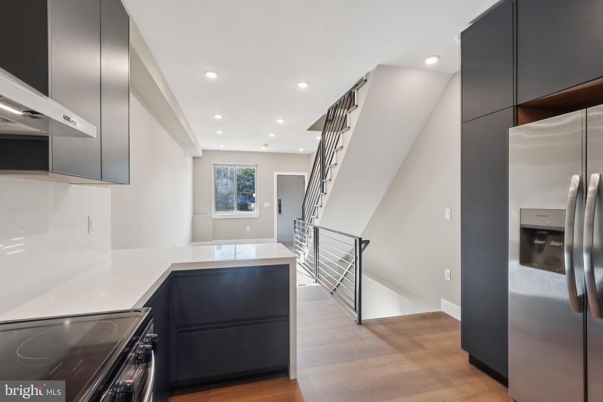 PARKSIDE - Residential