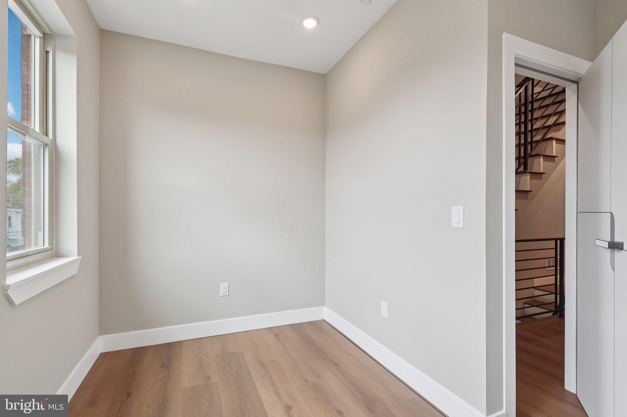 PARKSIDE - Residential