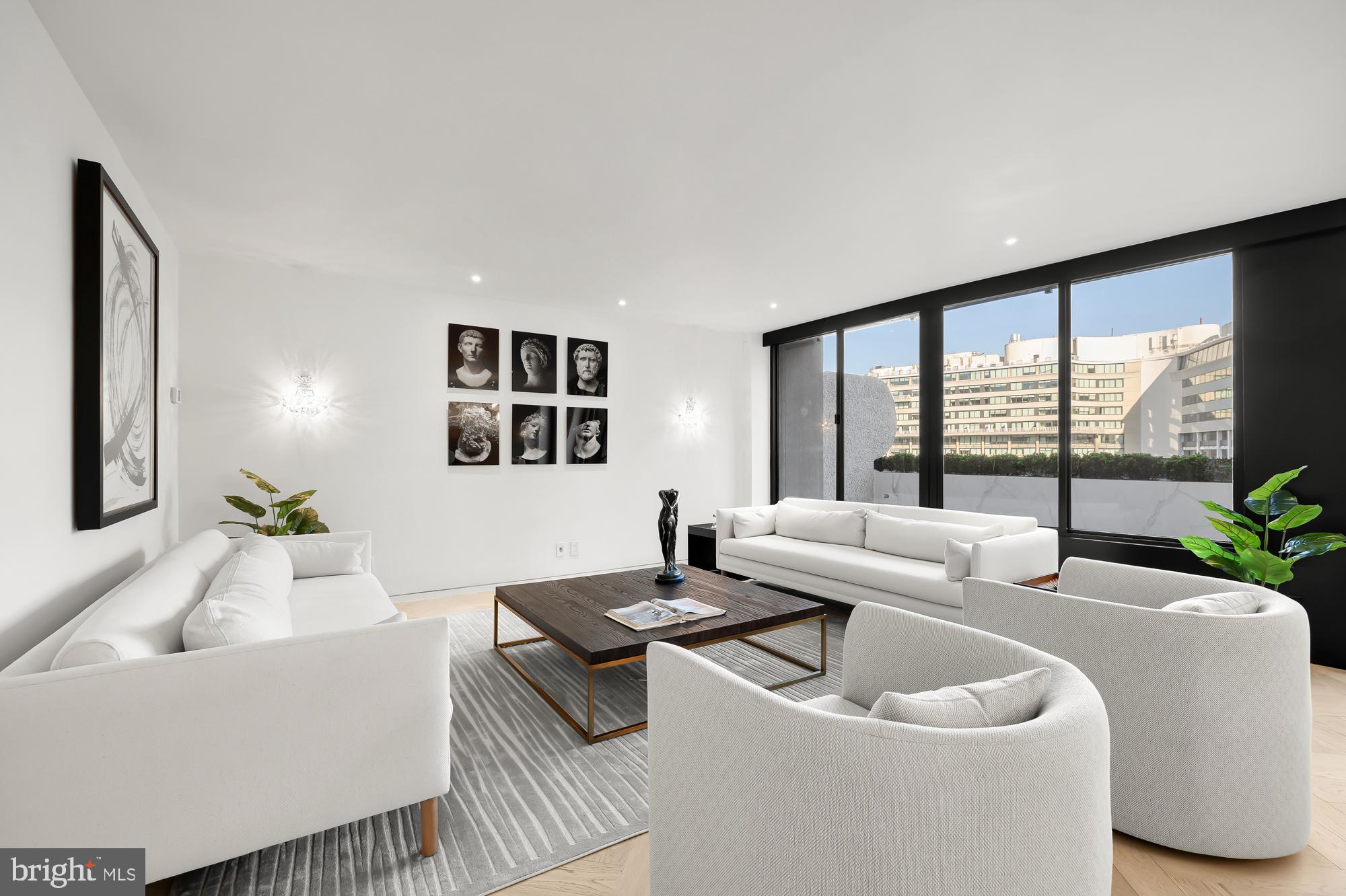 WATERGATE - Residential