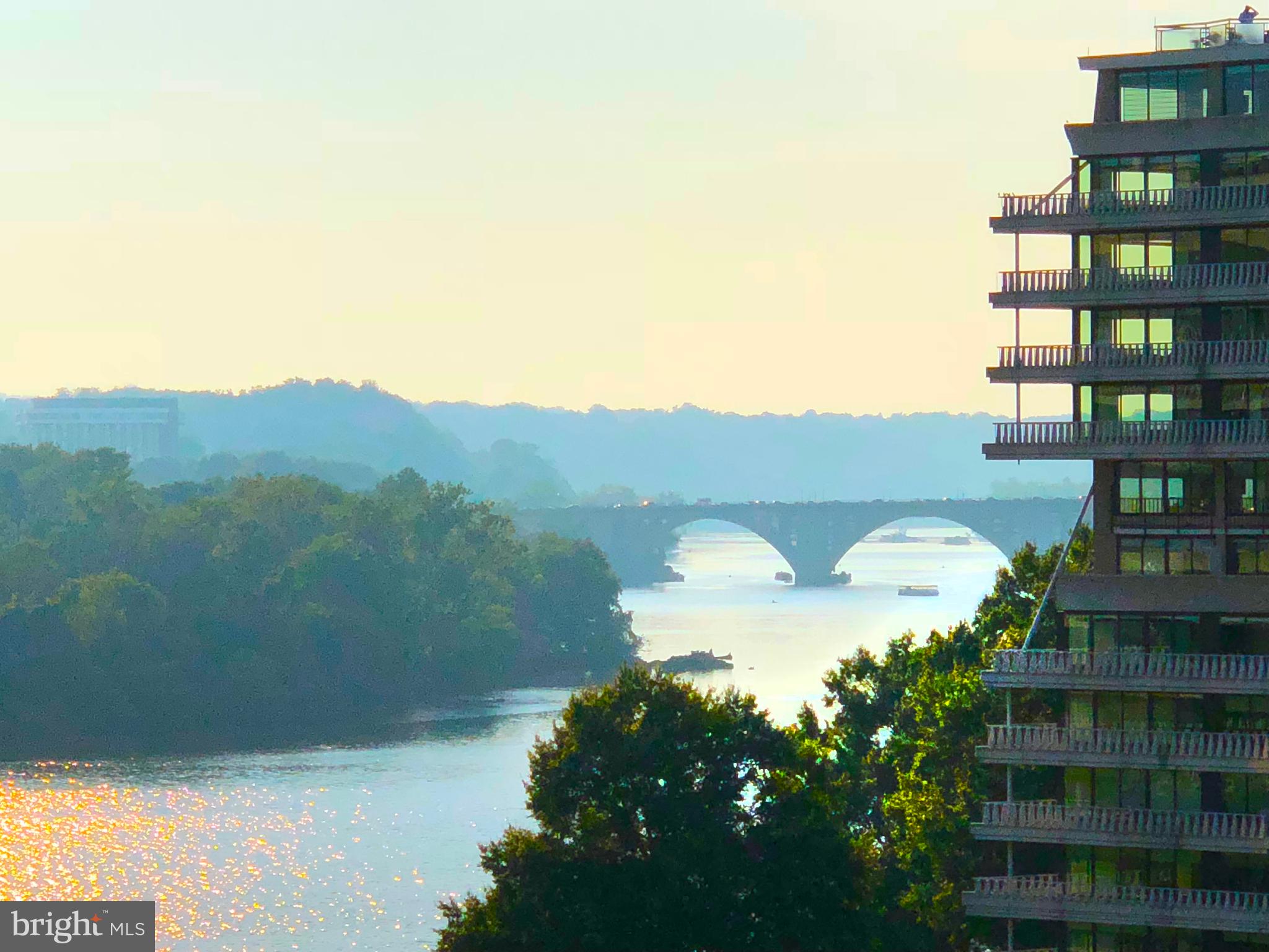 WATERGATE - Residential