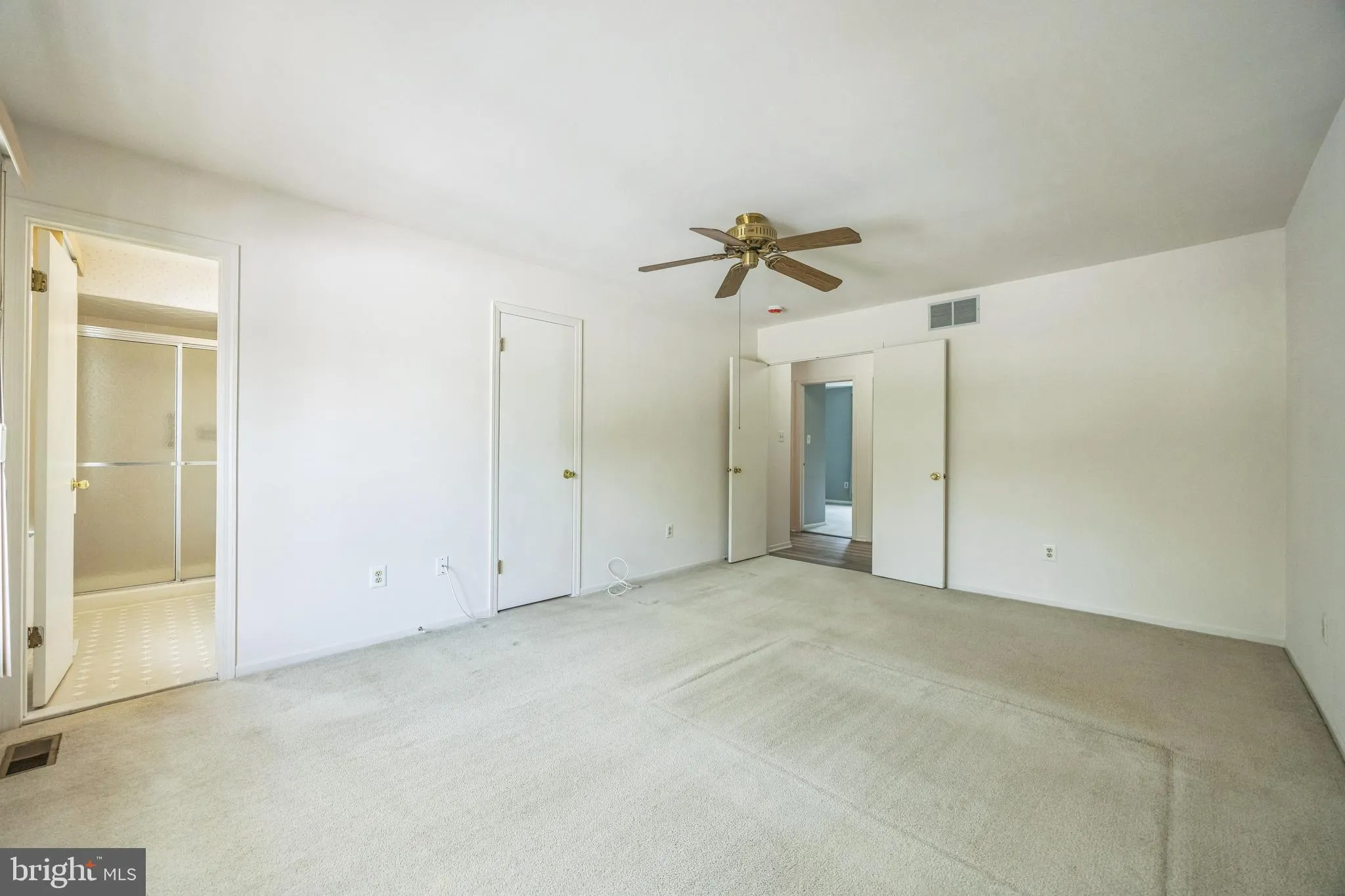 Cherry Hill, New Jersey 08034, United States, 3 Bedrooms Bedrooms, ,3 BathroomsBathrooms,Residential,Active,204482