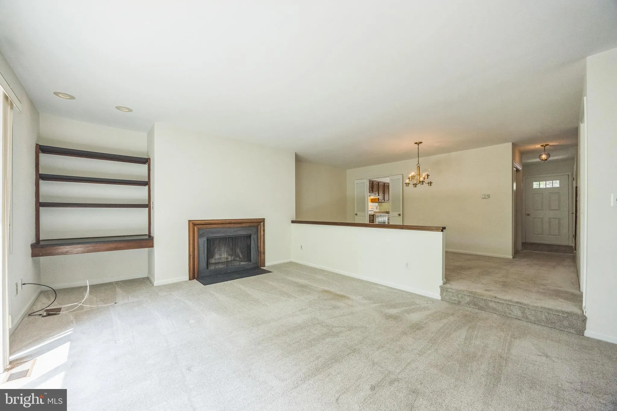 Cherry Hill, New Jersey 08034, United States, 3 Bedrooms Bedrooms, ,3 BathroomsBathrooms,Residential,Active,204482