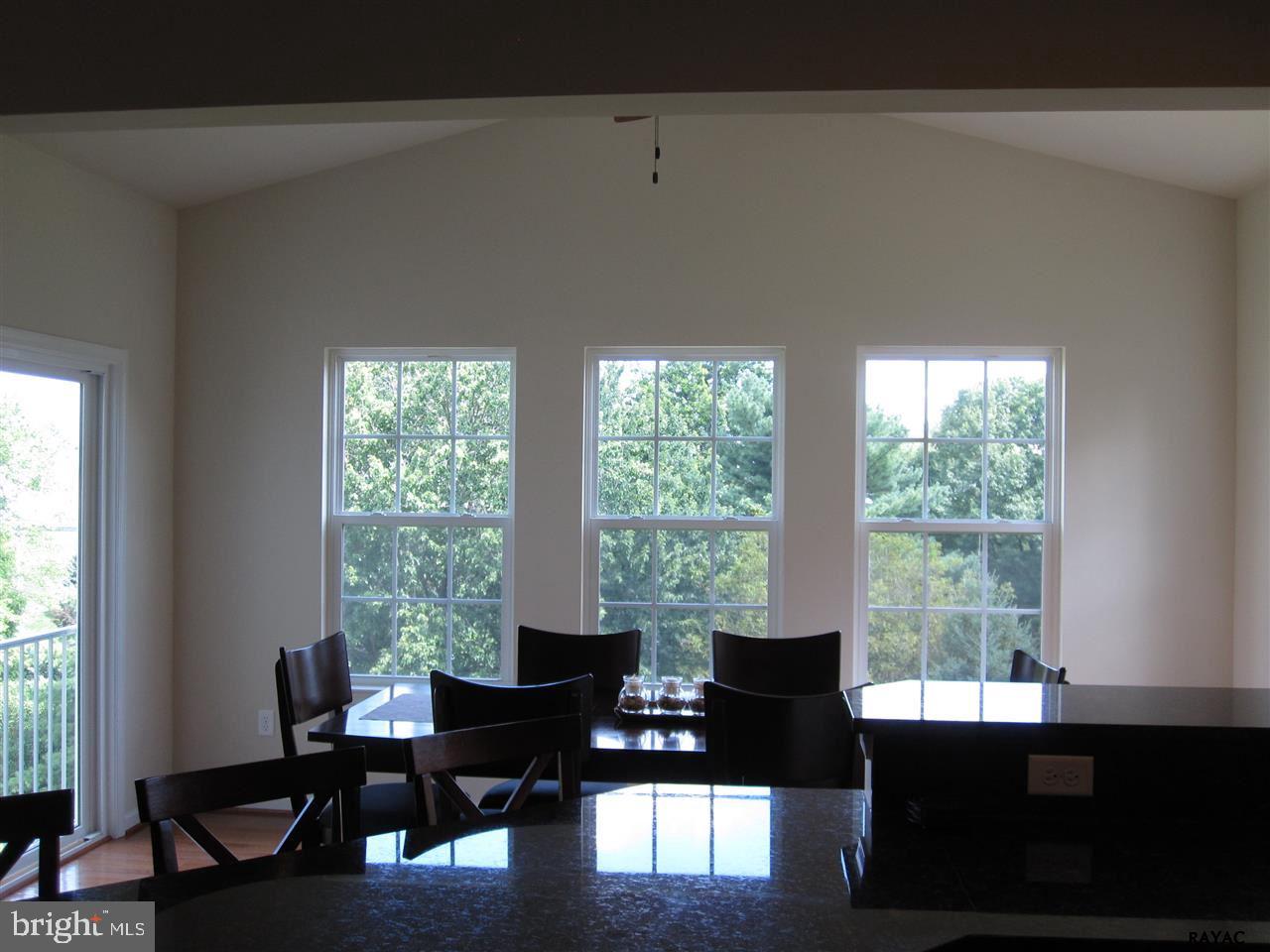 SOUTH POINTE II - Residential