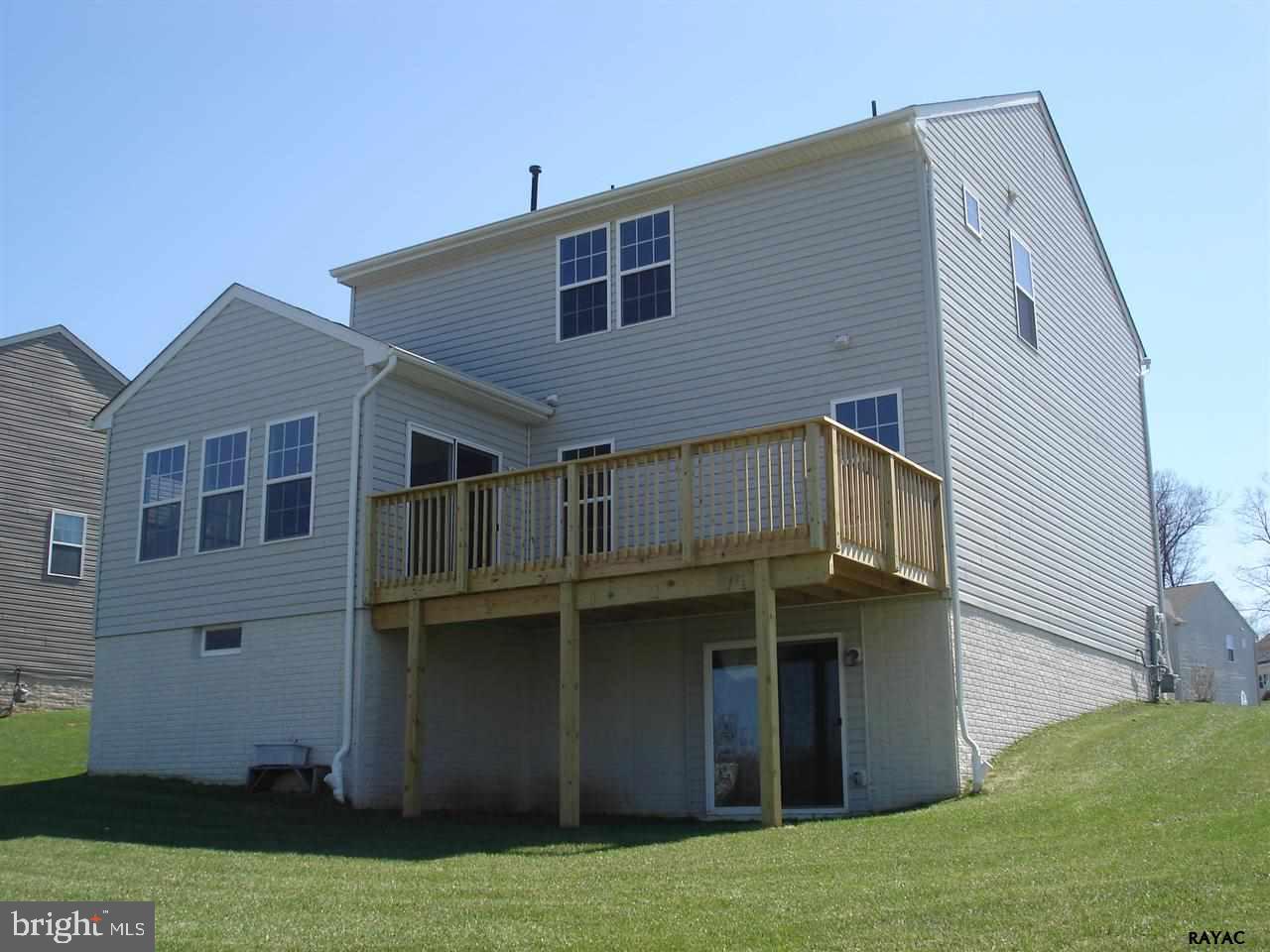 SOUTH POINTE II - Residential