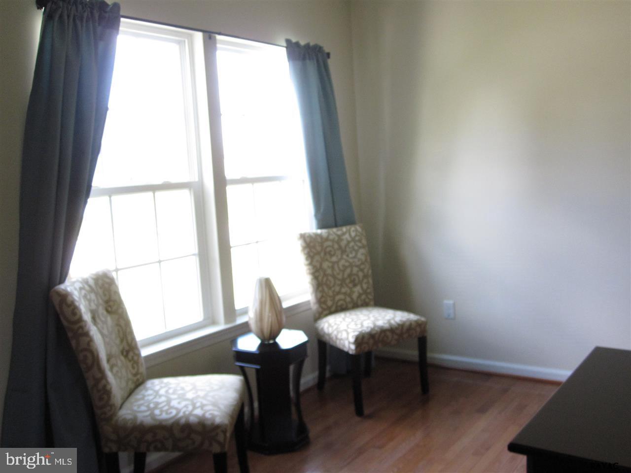 SOUTH POINTE II - Residential