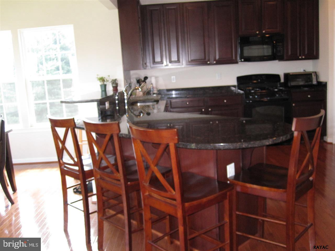 SOUTH POINTE II - Residential