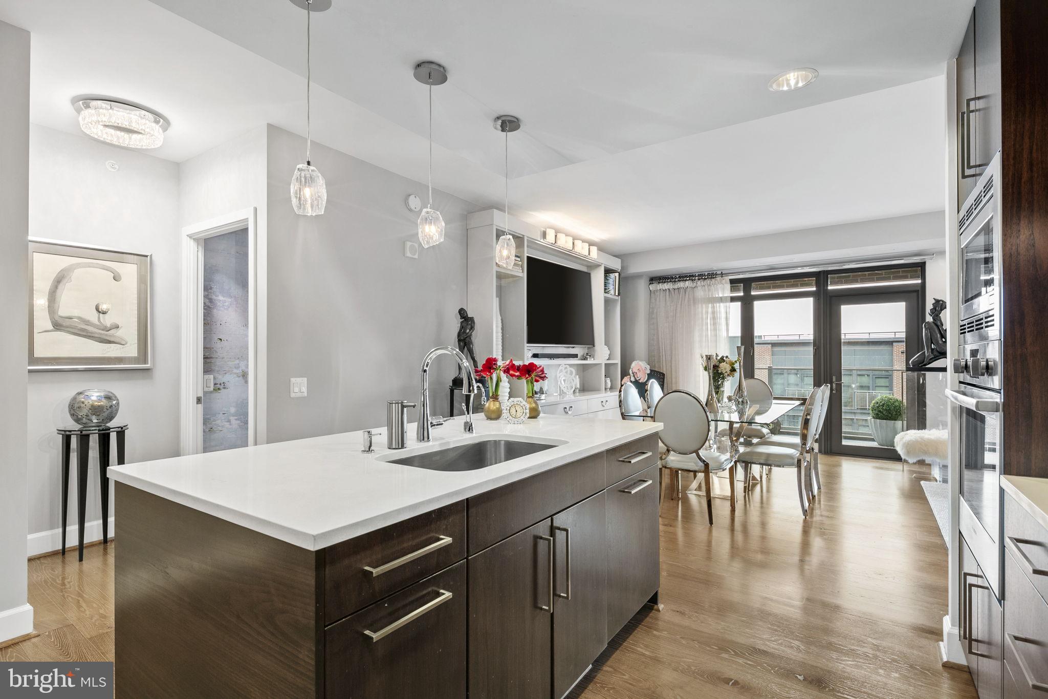 DOWNTOWN BETHESDA - Residential