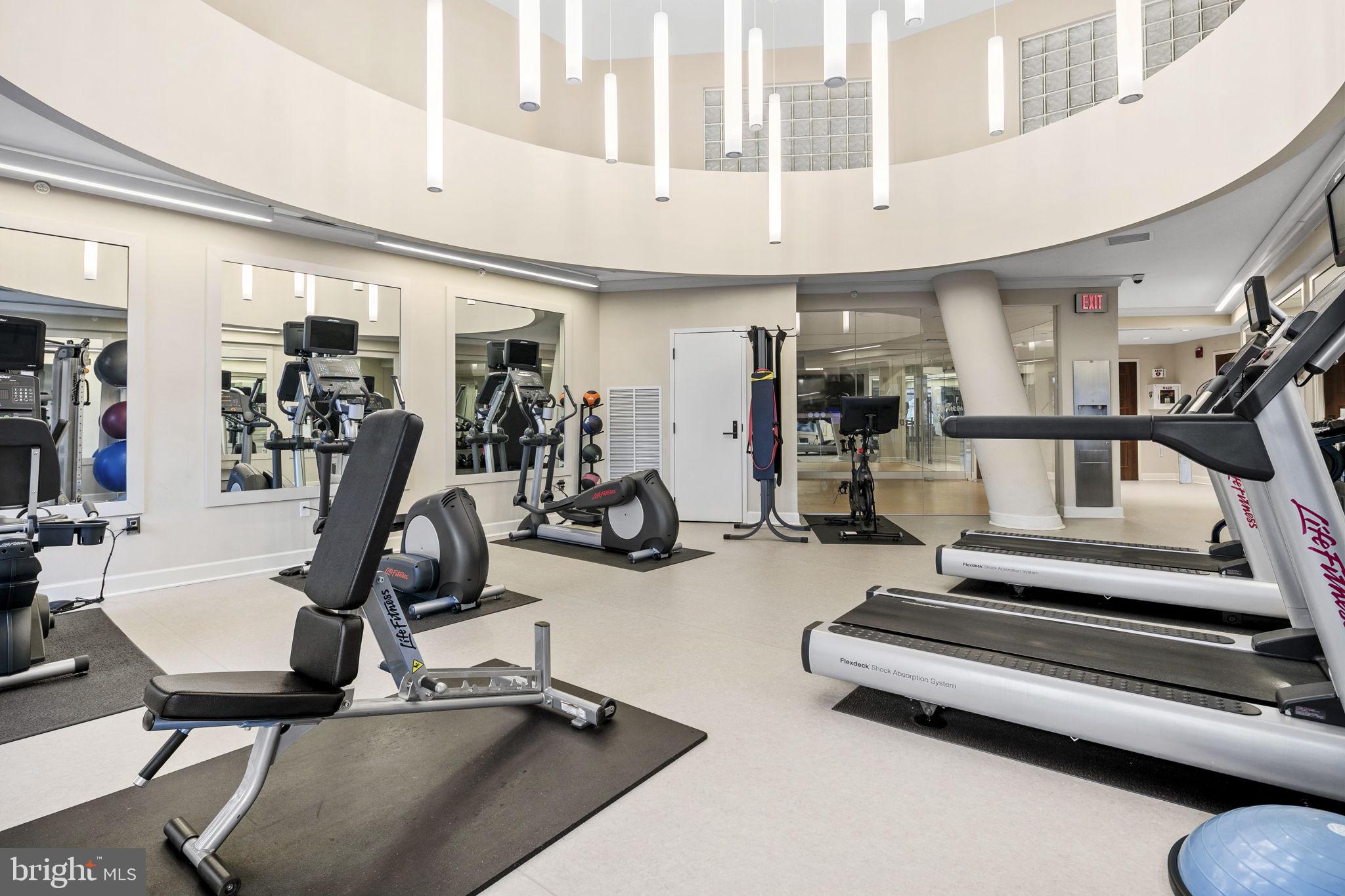 DOWNTOWN BETHESDA - Residential