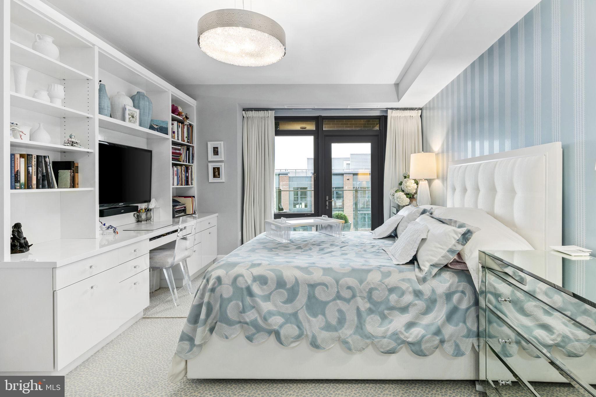 DOWNTOWN BETHESDA - Residential