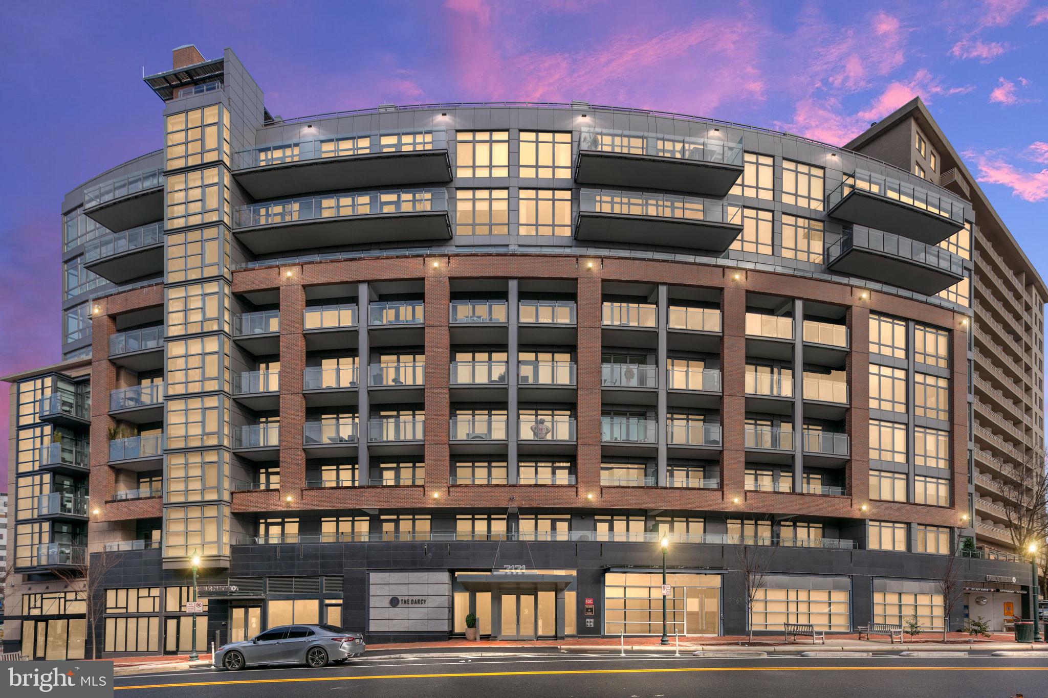 DOWNTOWN BETHESDA - Residential