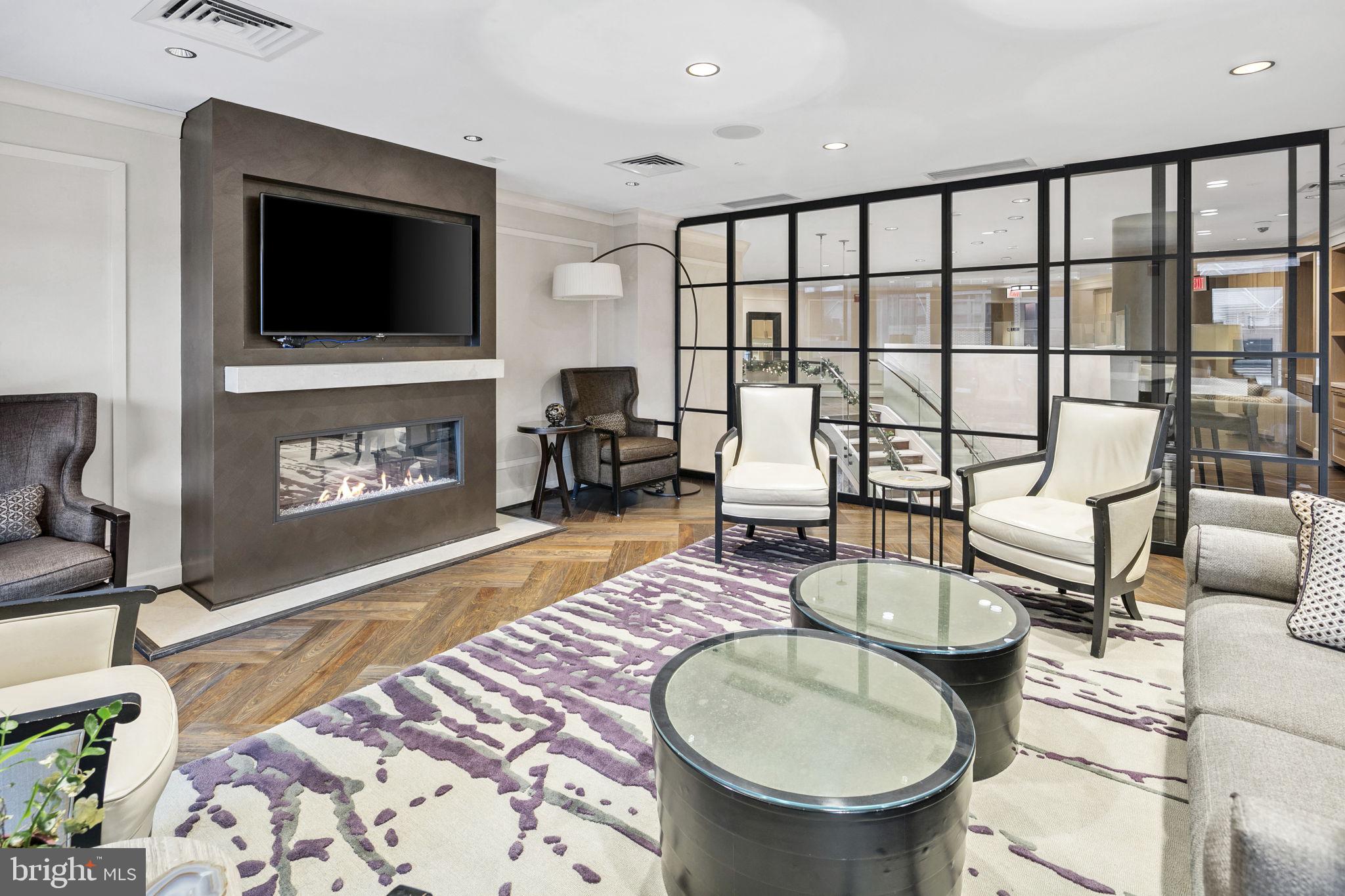 DOWNTOWN BETHESDA - Residential