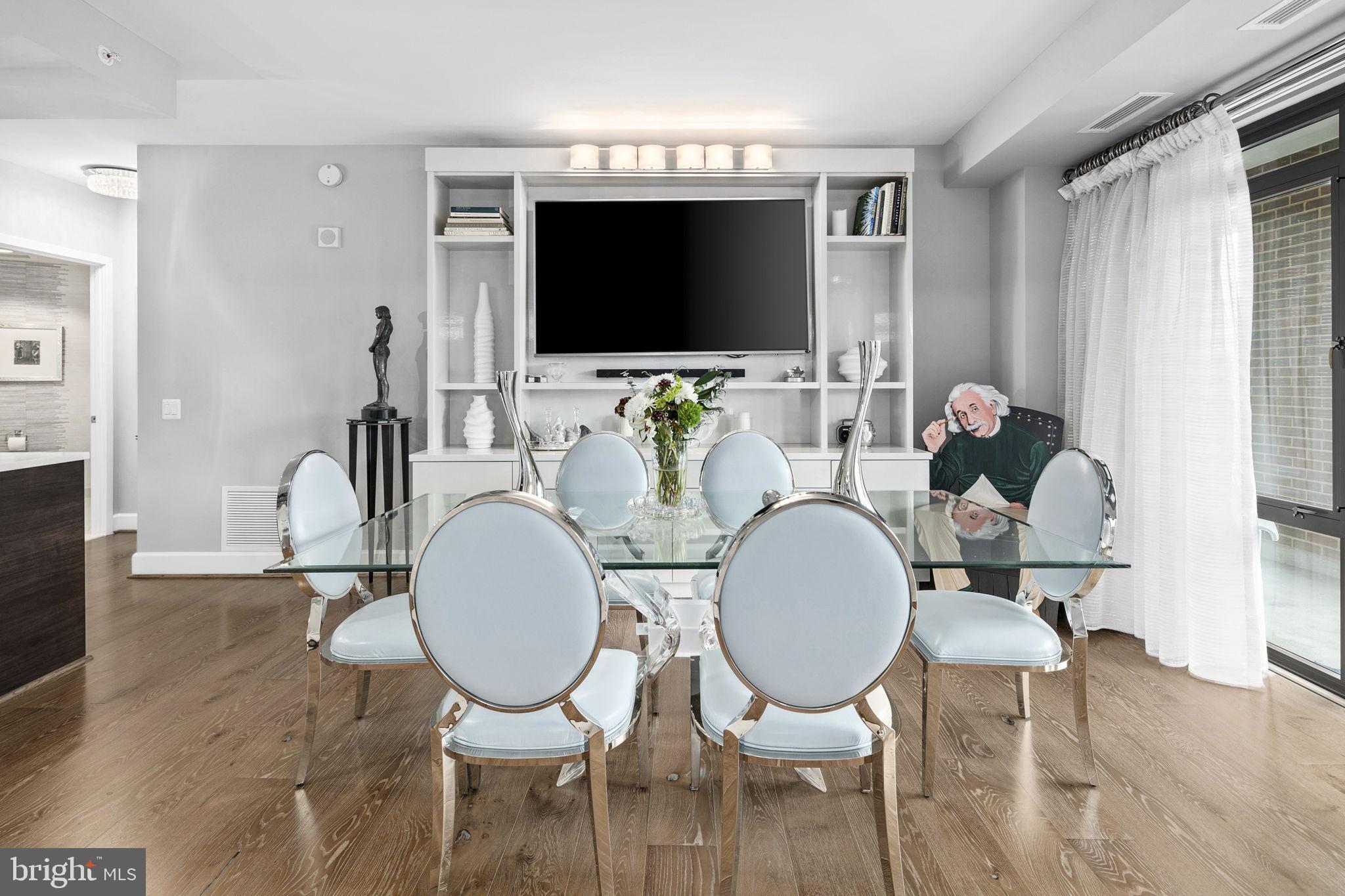 DOWNTOWN BETHESDA - Residential