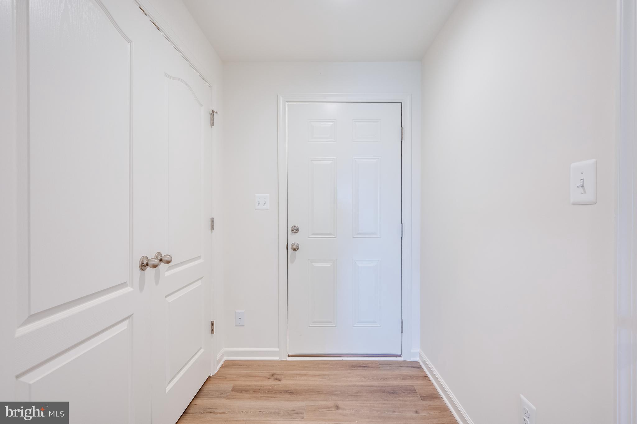 OVERLOOK AT RIVERSIDE TOWNHOMES - Residential Lease