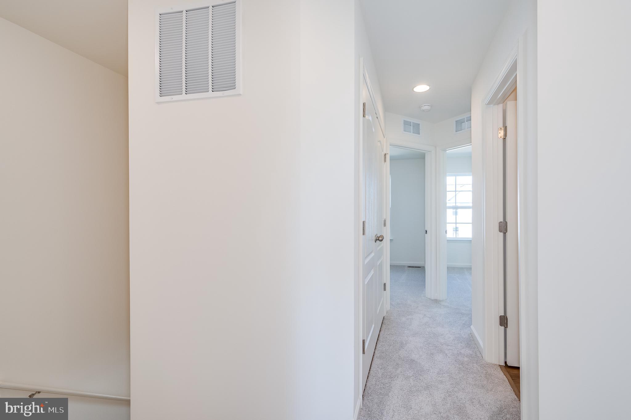 OVERLOOK AT RIVERSIDE TOWNHOMES - Residential Lease