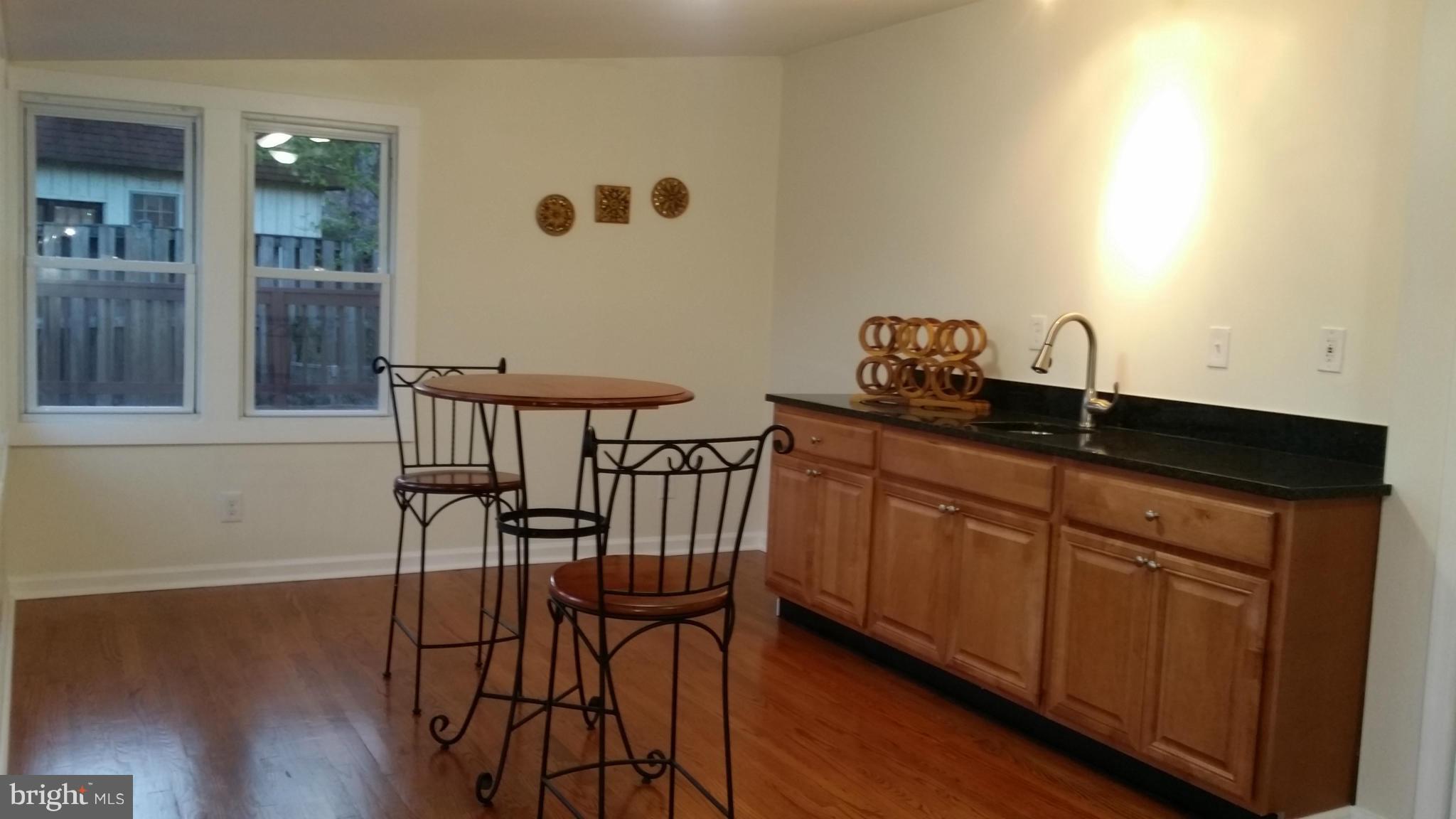 TANTALLON SQUARE - Residential