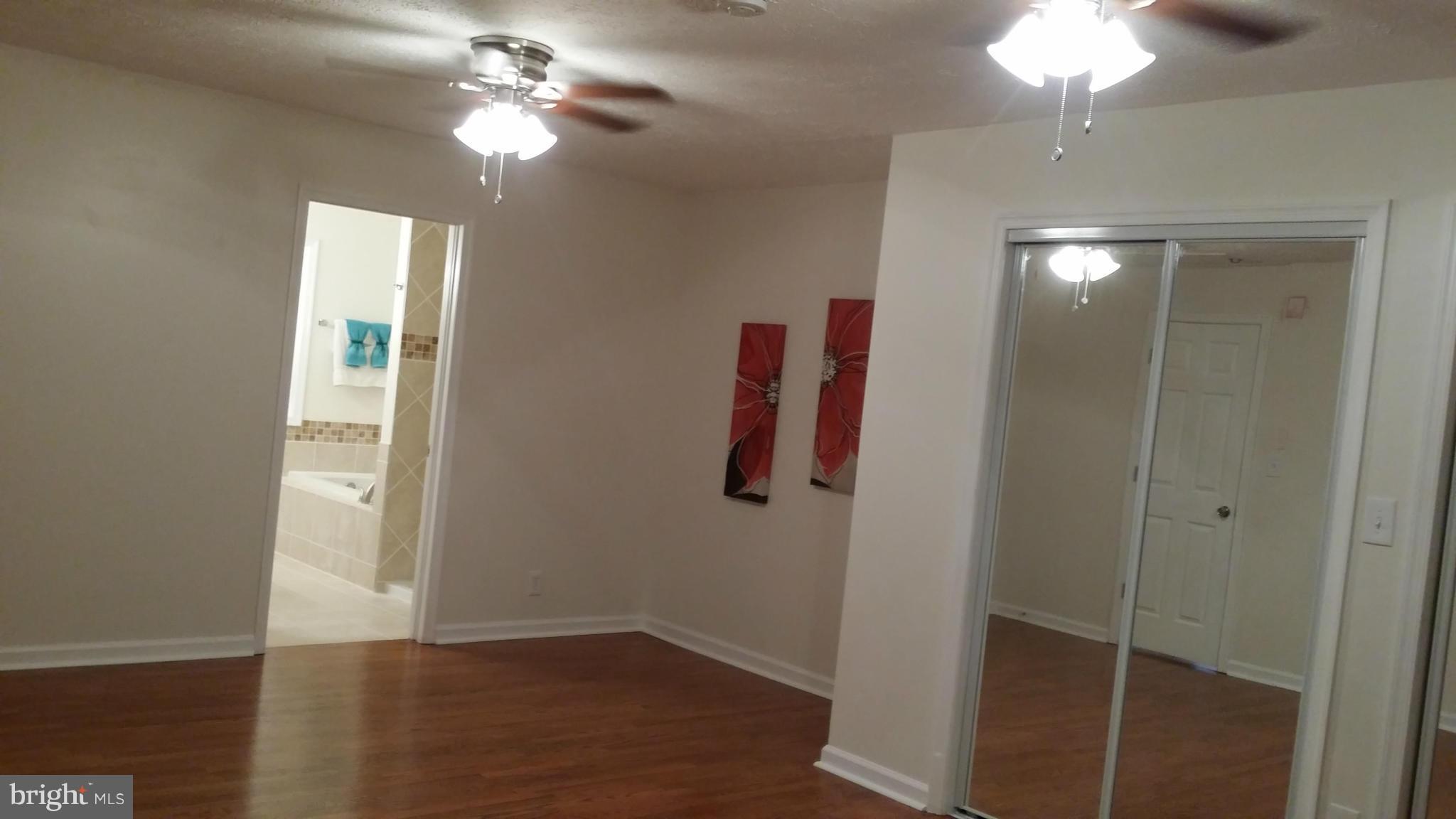 TANTALLON SQUARE - Residential