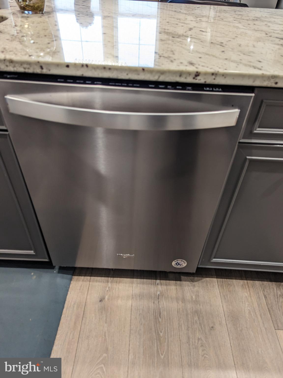 POTOMAC SHORES - Residential Lease