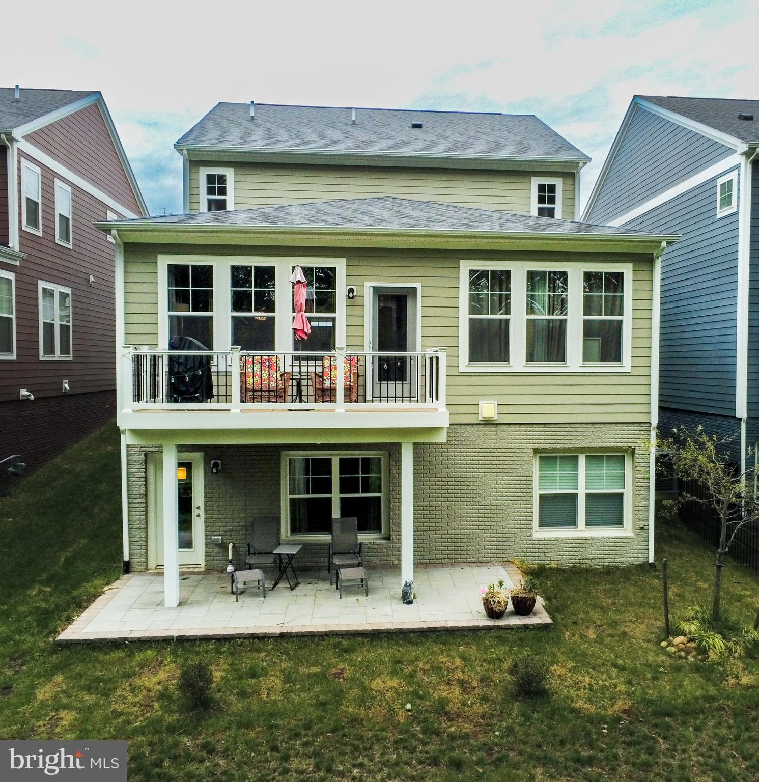 POTOMAC SHORES - Residential Lease