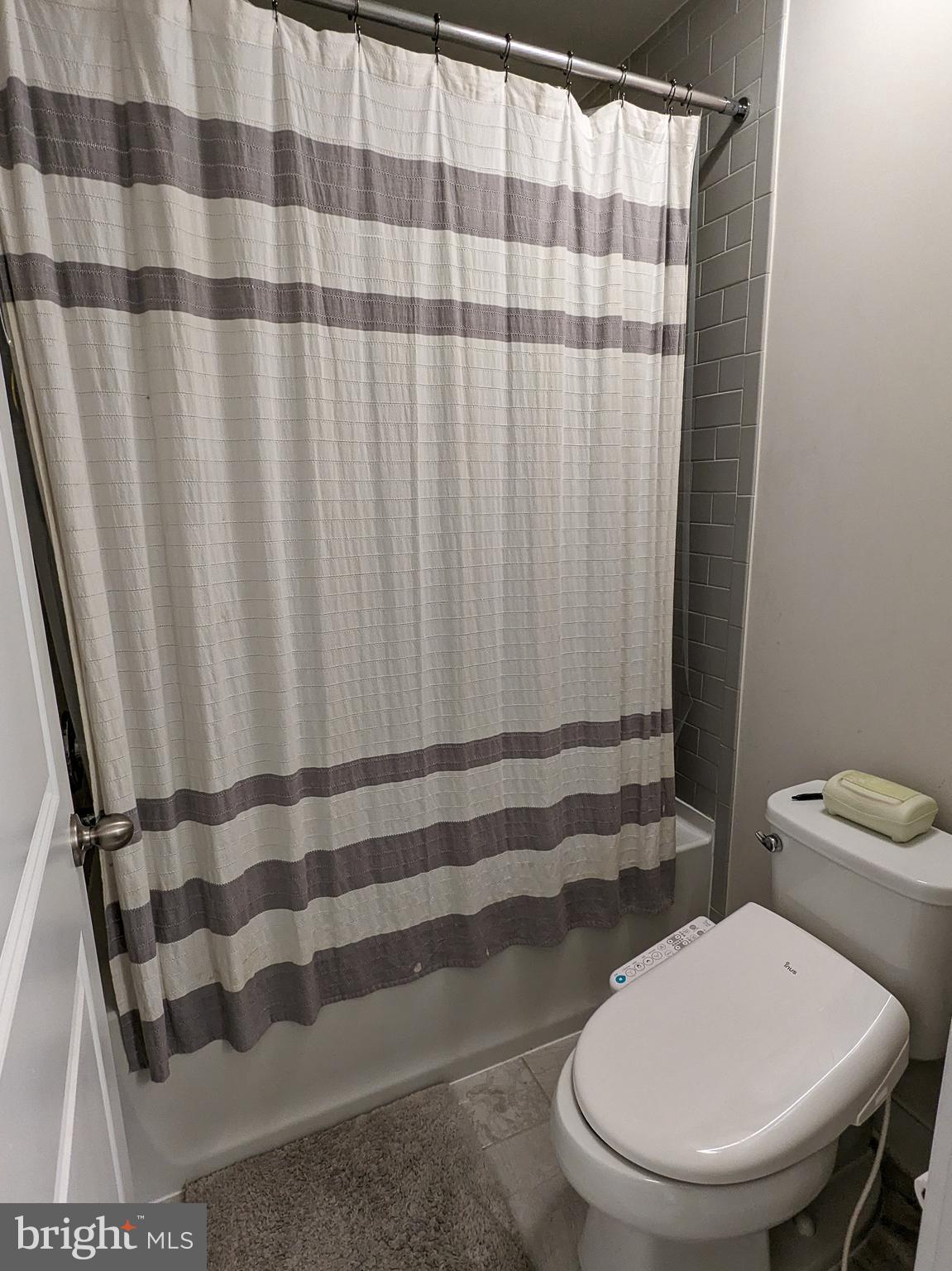 POTOMAC SHORES - Residential Lease