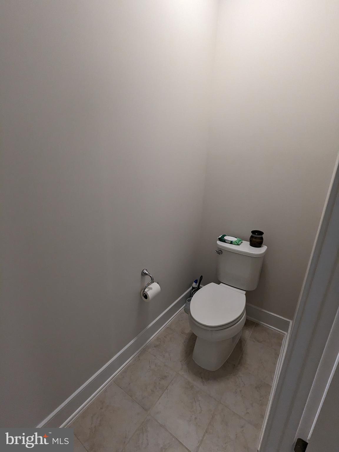 POTOMAC SHORES - Residential Lease