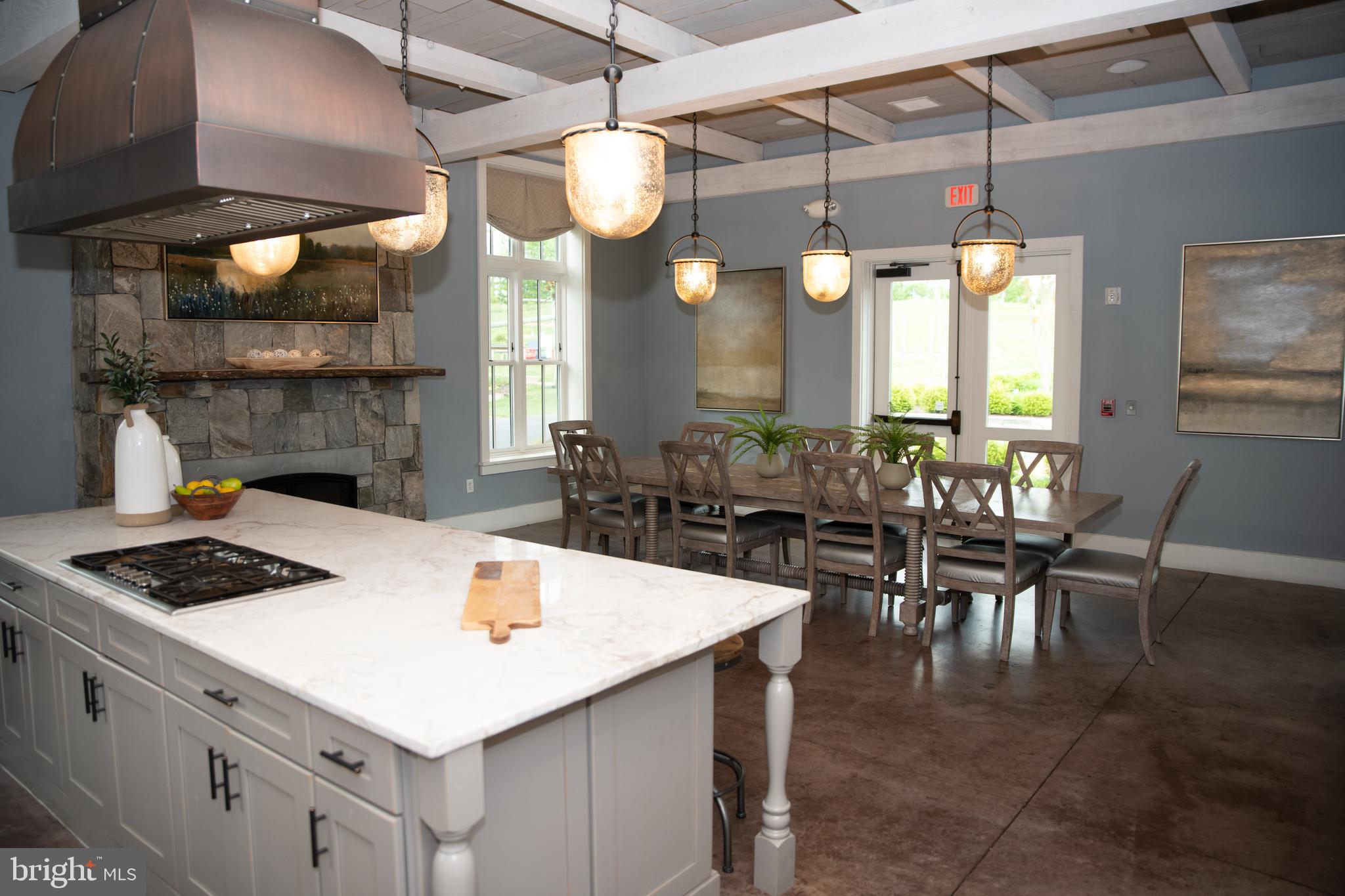 POTOMAC SHORES - Residential Lease