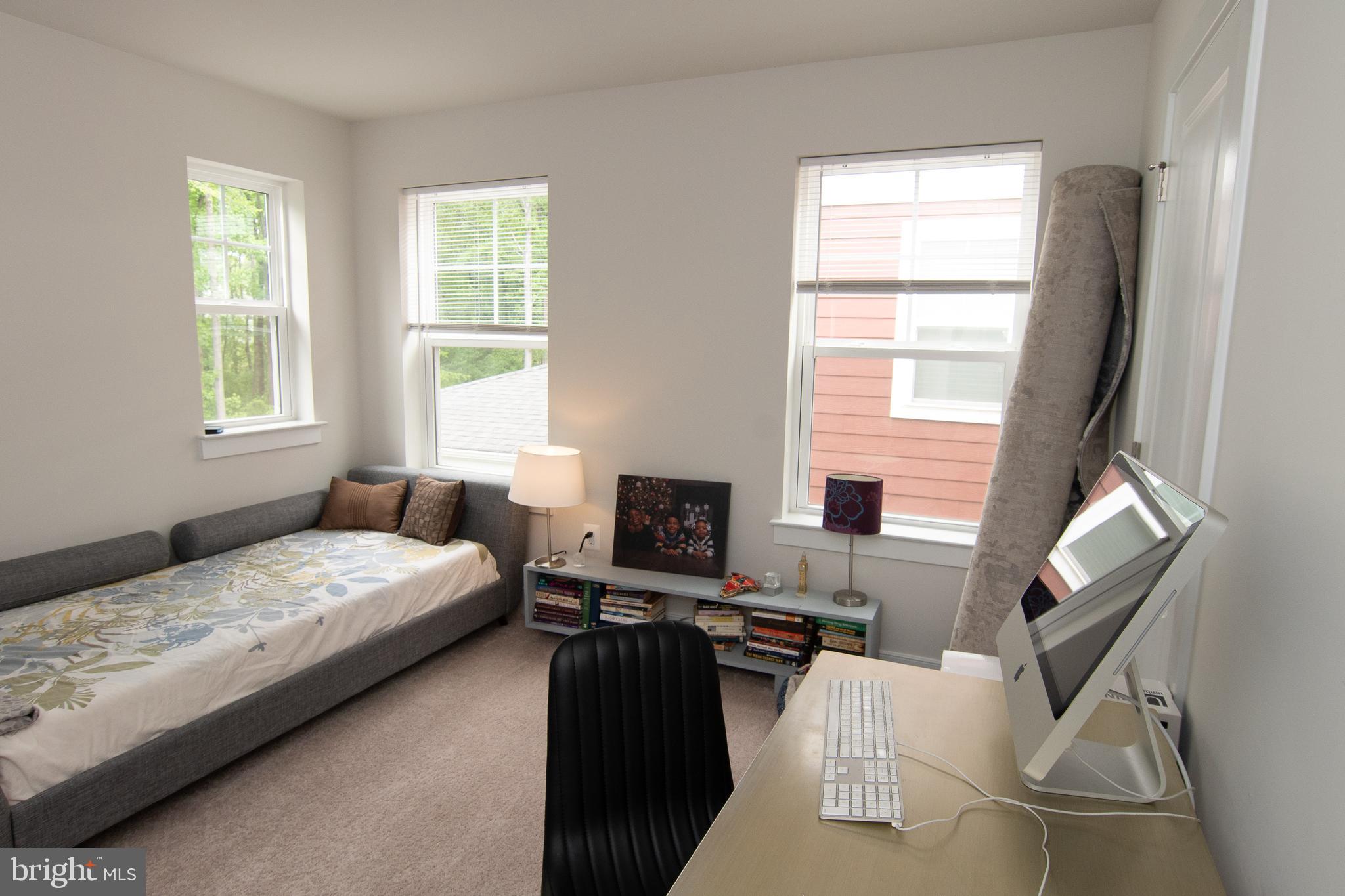 POTOMAC SHORES - Residential Lease