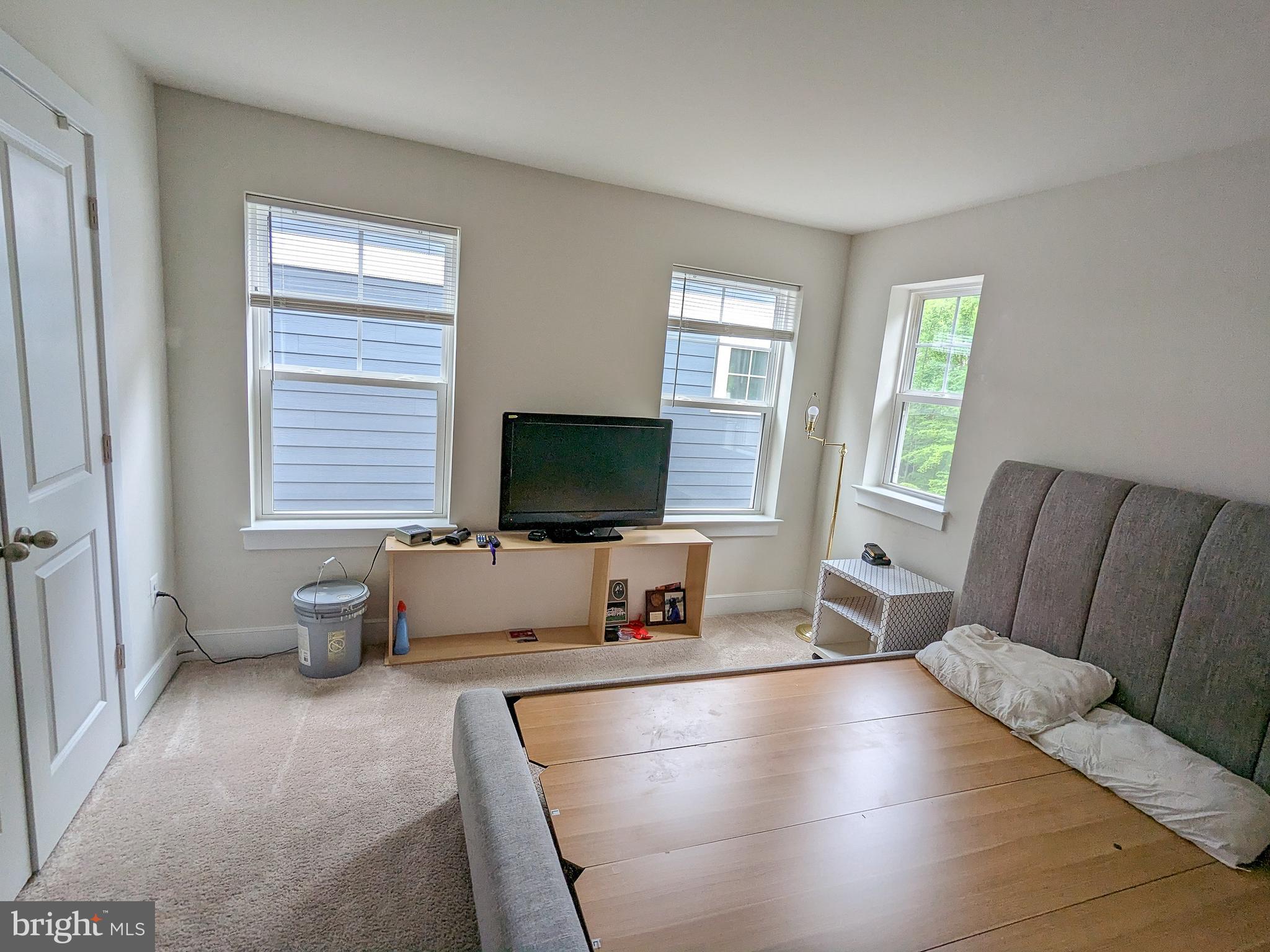 POTOMAC SHORES - Residential Lease