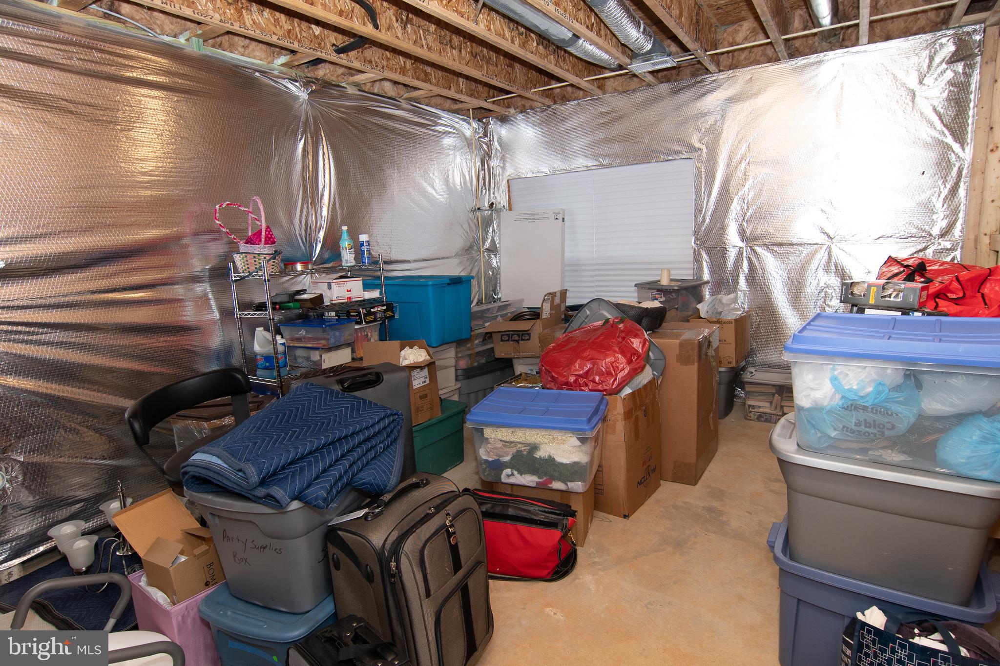 POTOMAC SHORES - Residential Lease