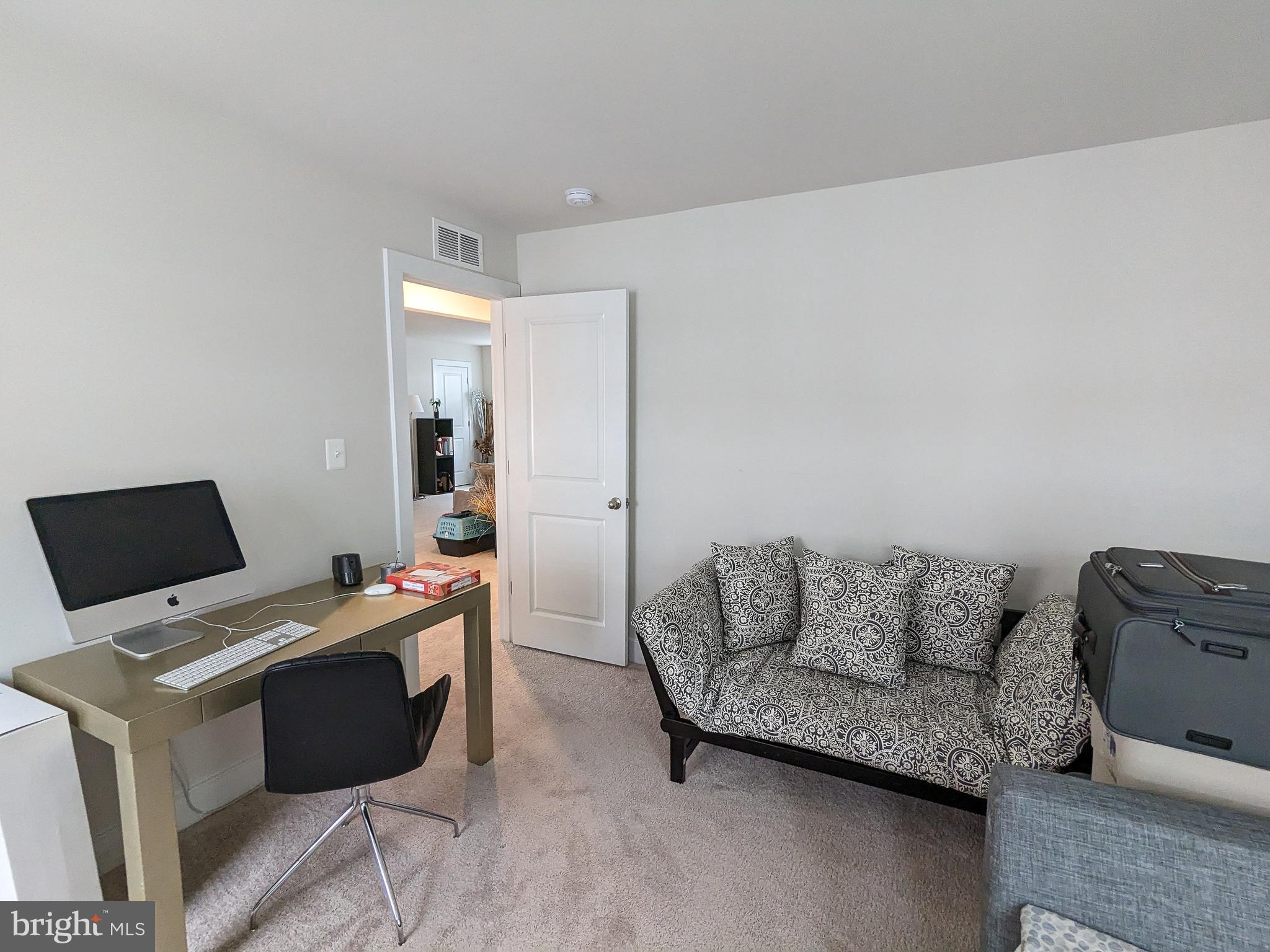 POTOMAC SHORES - Residential Lease