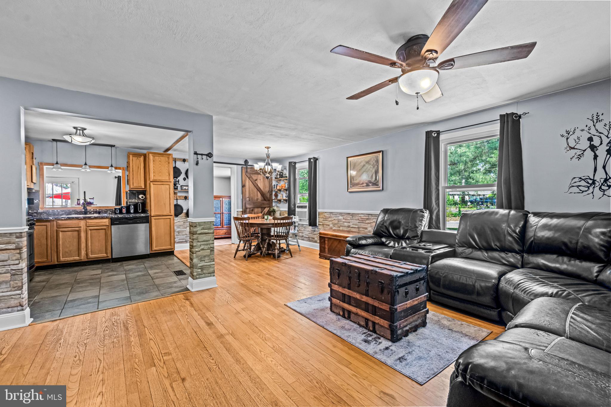 5902 COLONY DRIVE