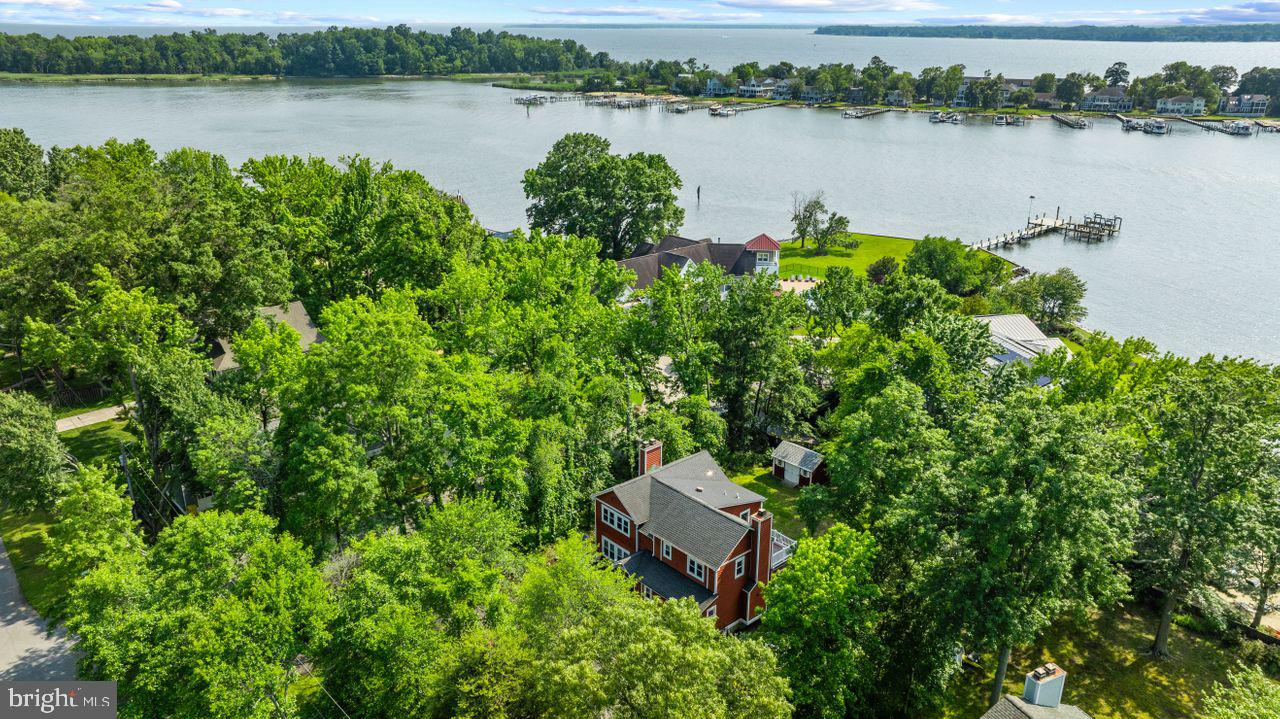 ARUNDEL ON THE BAY - Residential