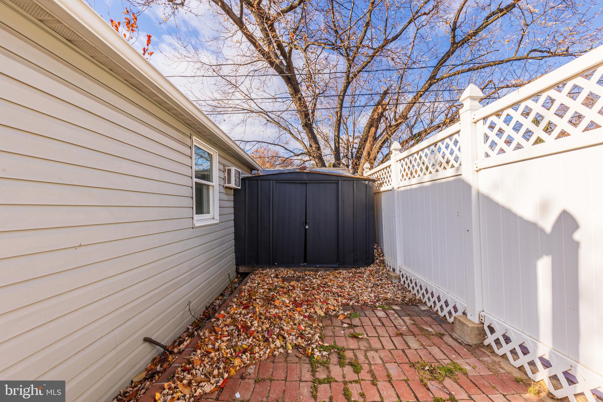 GRACELAND PARK - Residential