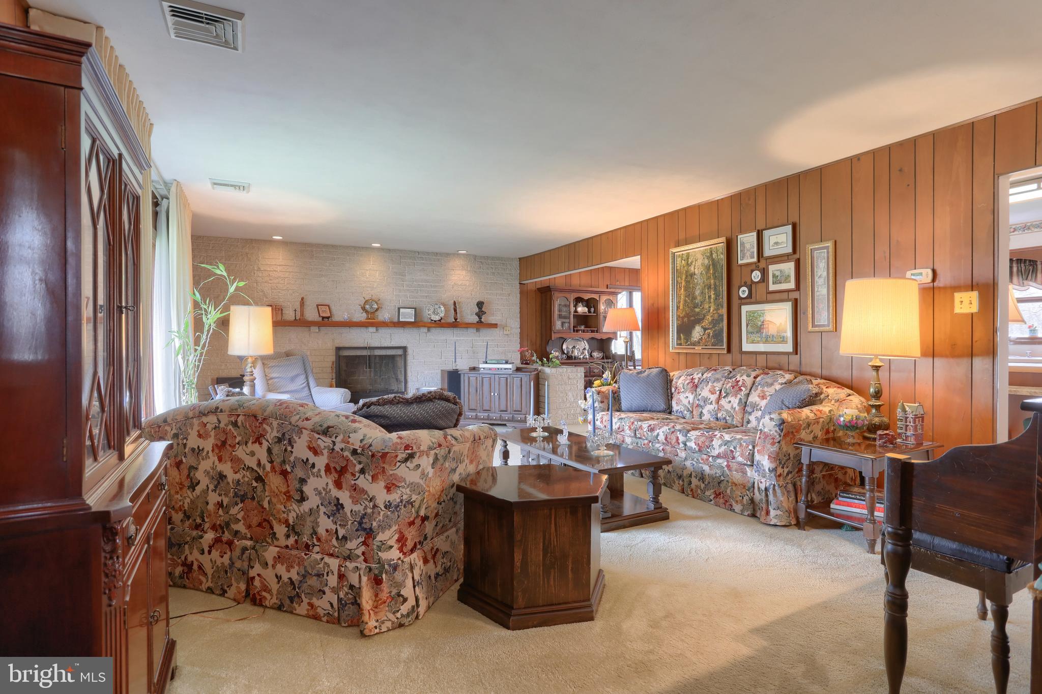OLD FORGE ACRES - Residential
