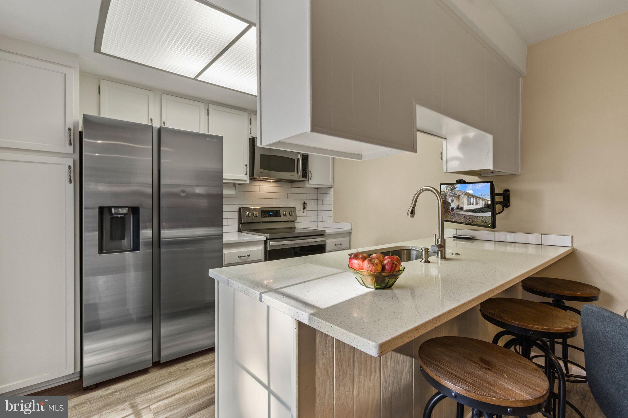 ROSSMOOR MUTUAL #10 - Residential