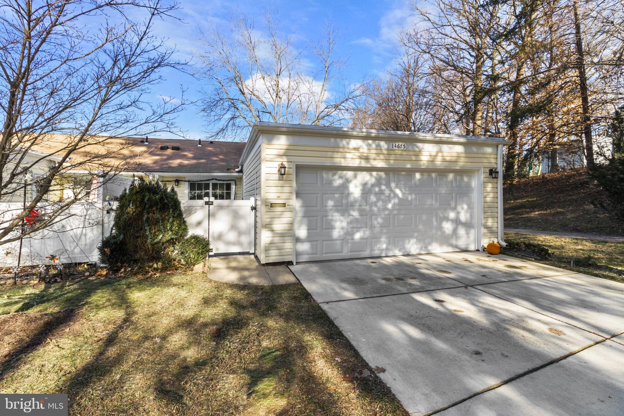 ROSSMOOR MUTUAL #10 - Residential