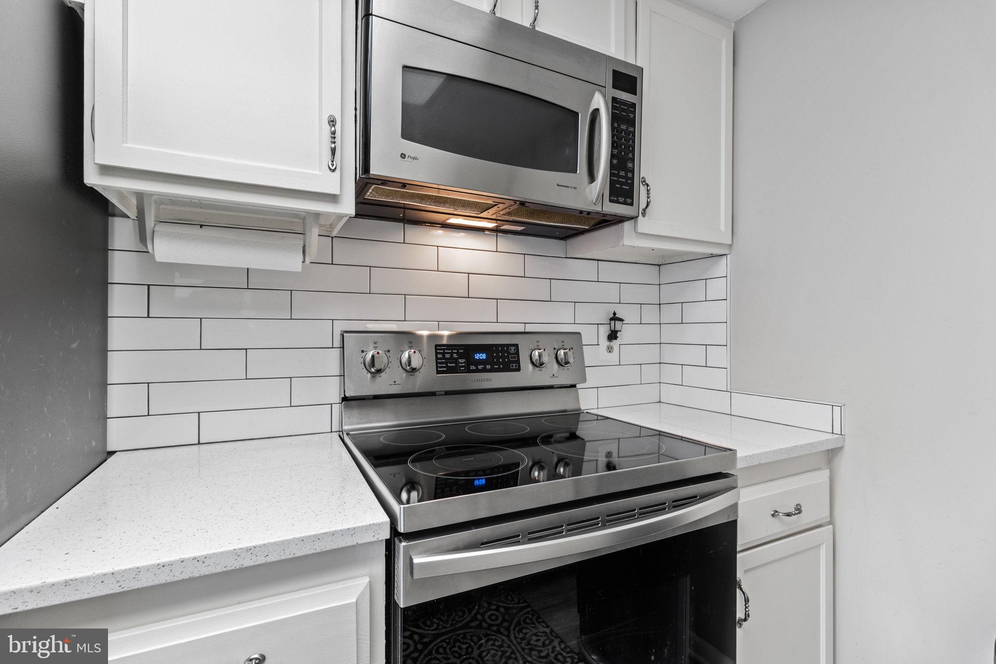 ROSSMOOR MUTUAL #10 - Residential