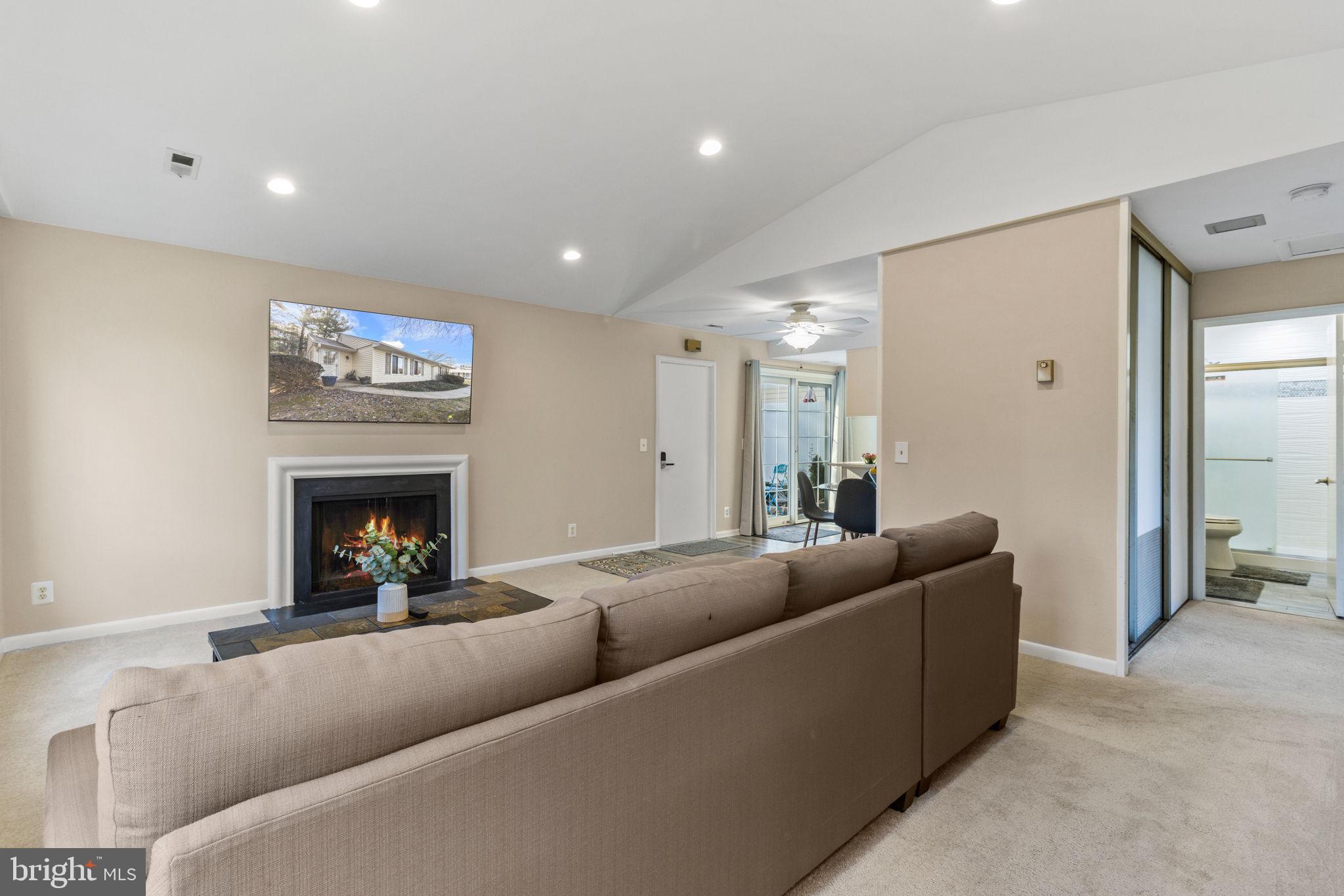 ROSSMOOR MUTUAL #10 - Residential