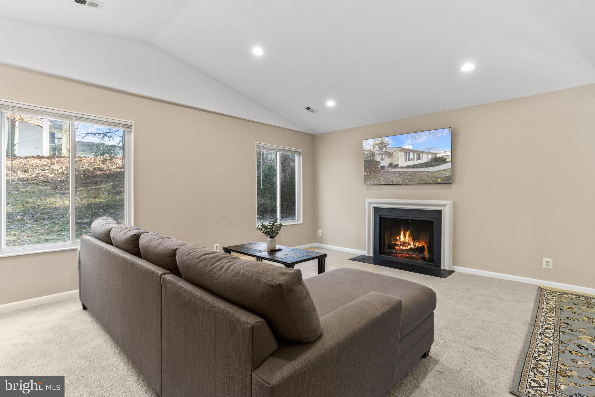 ROSSMOOR MUTUAL #10 - Residential