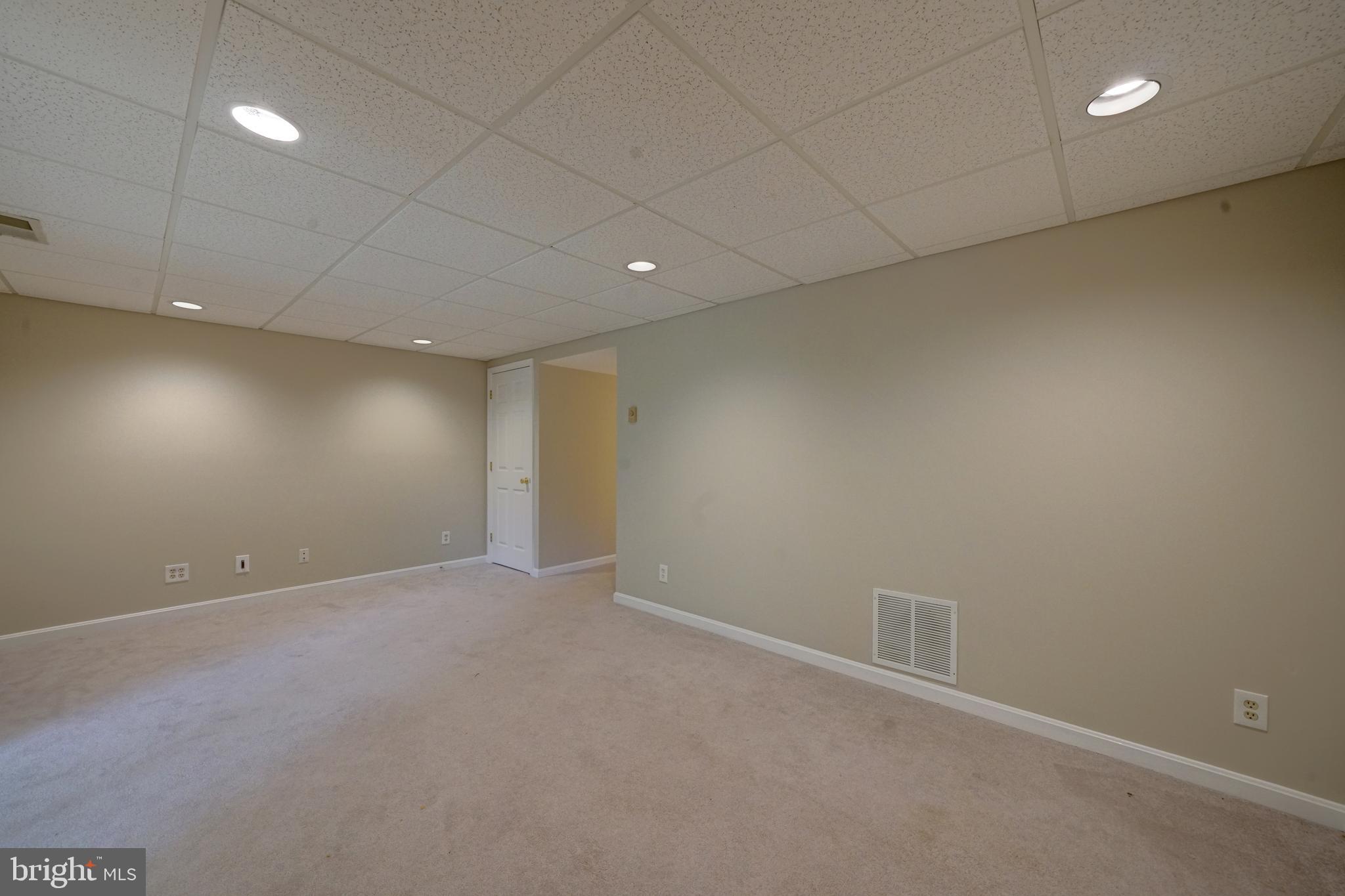 MURRAY HILL - Residential Lease